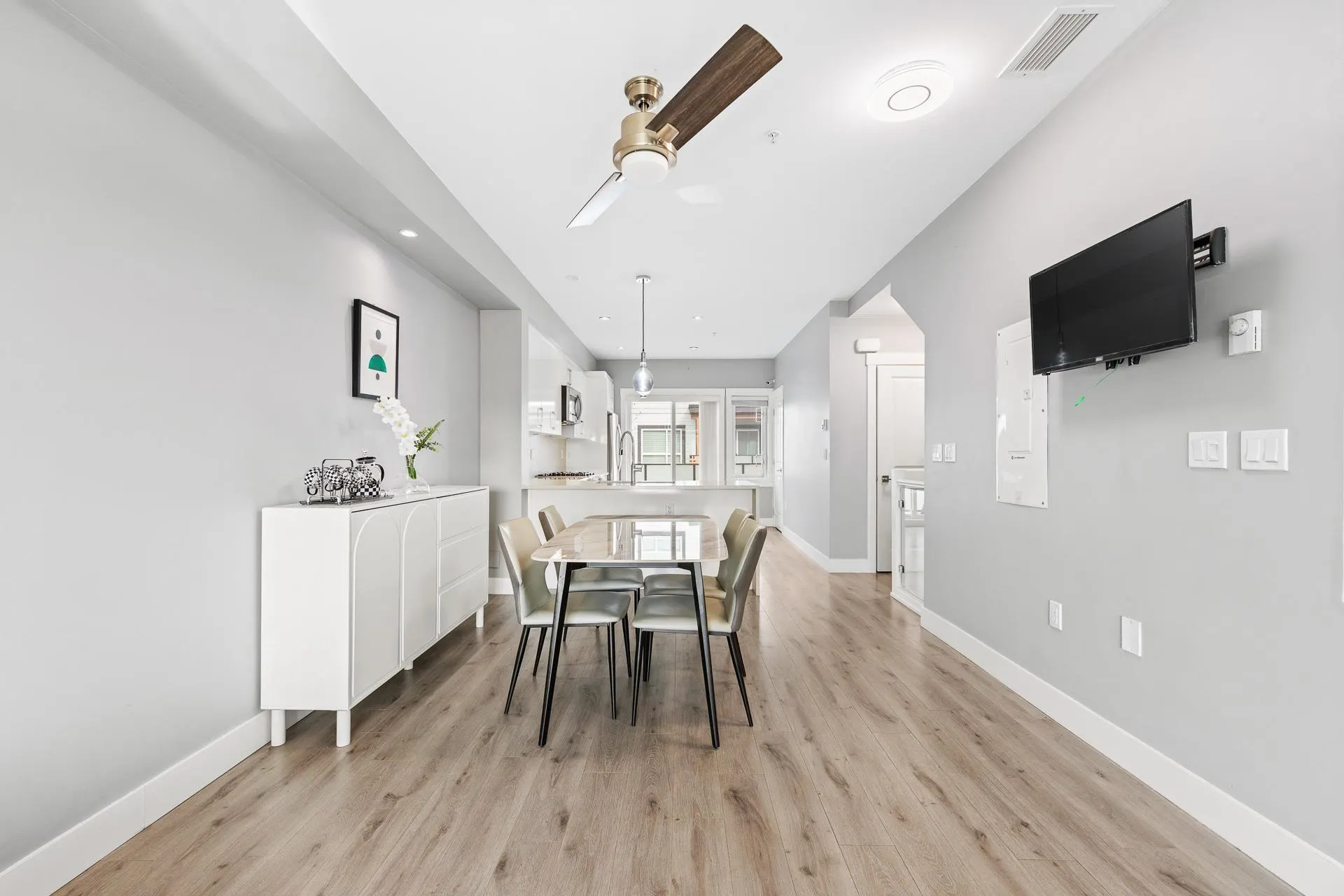 240 Jardine Street #15
