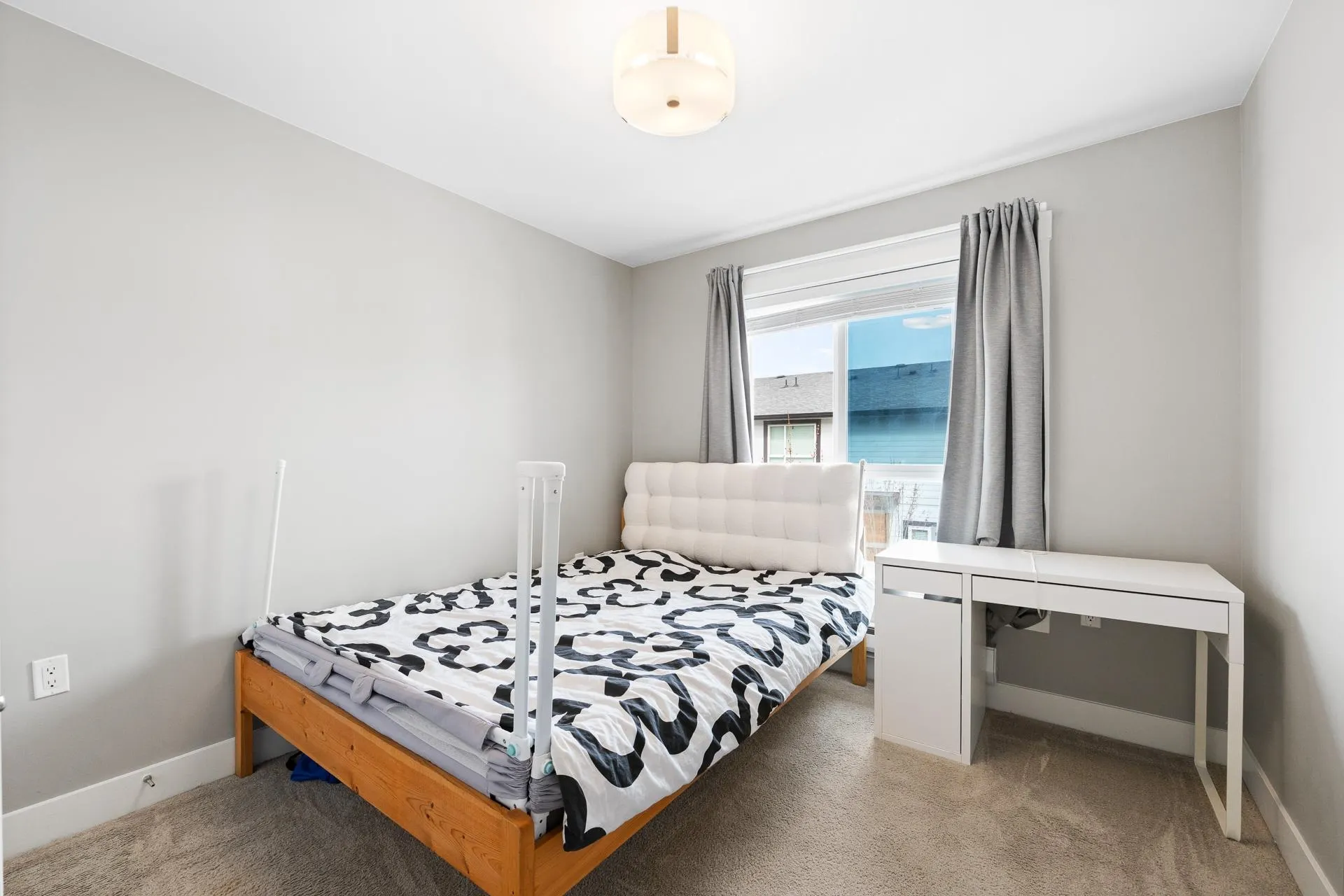 240 Jardine Street #15