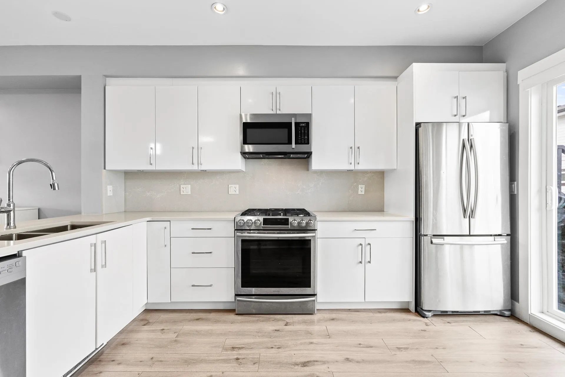 240 Jardine Street #15