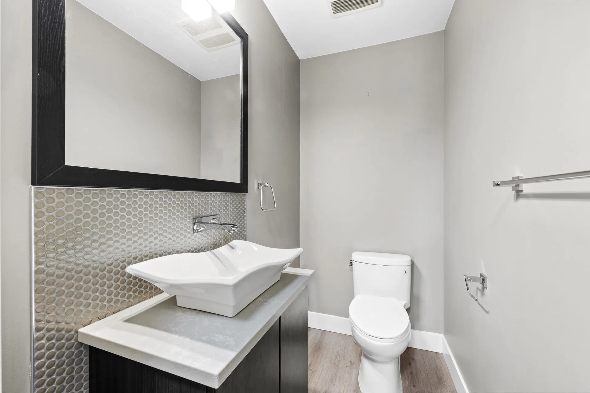 240 Jardine Street #15