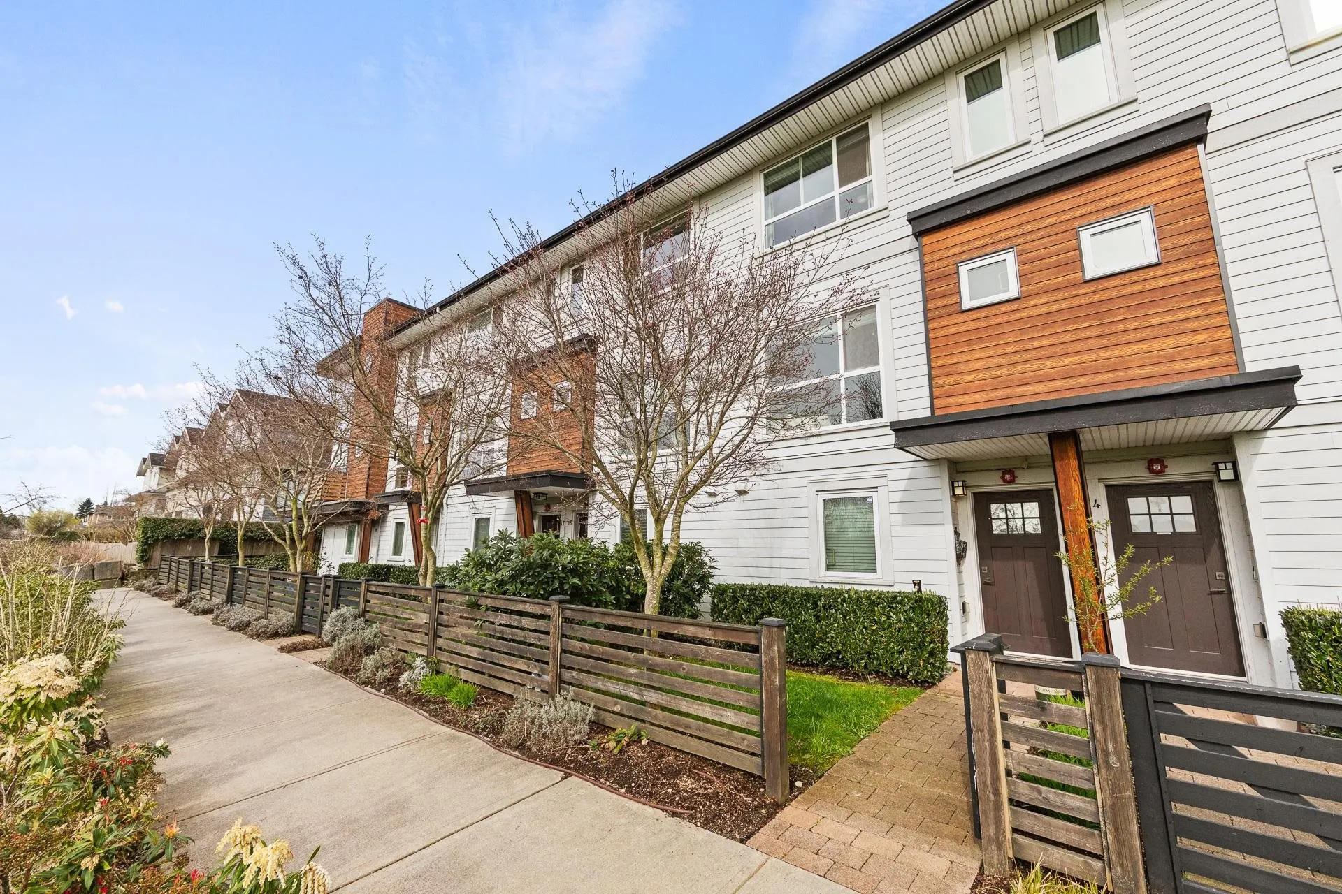 240 Jardine Street #15