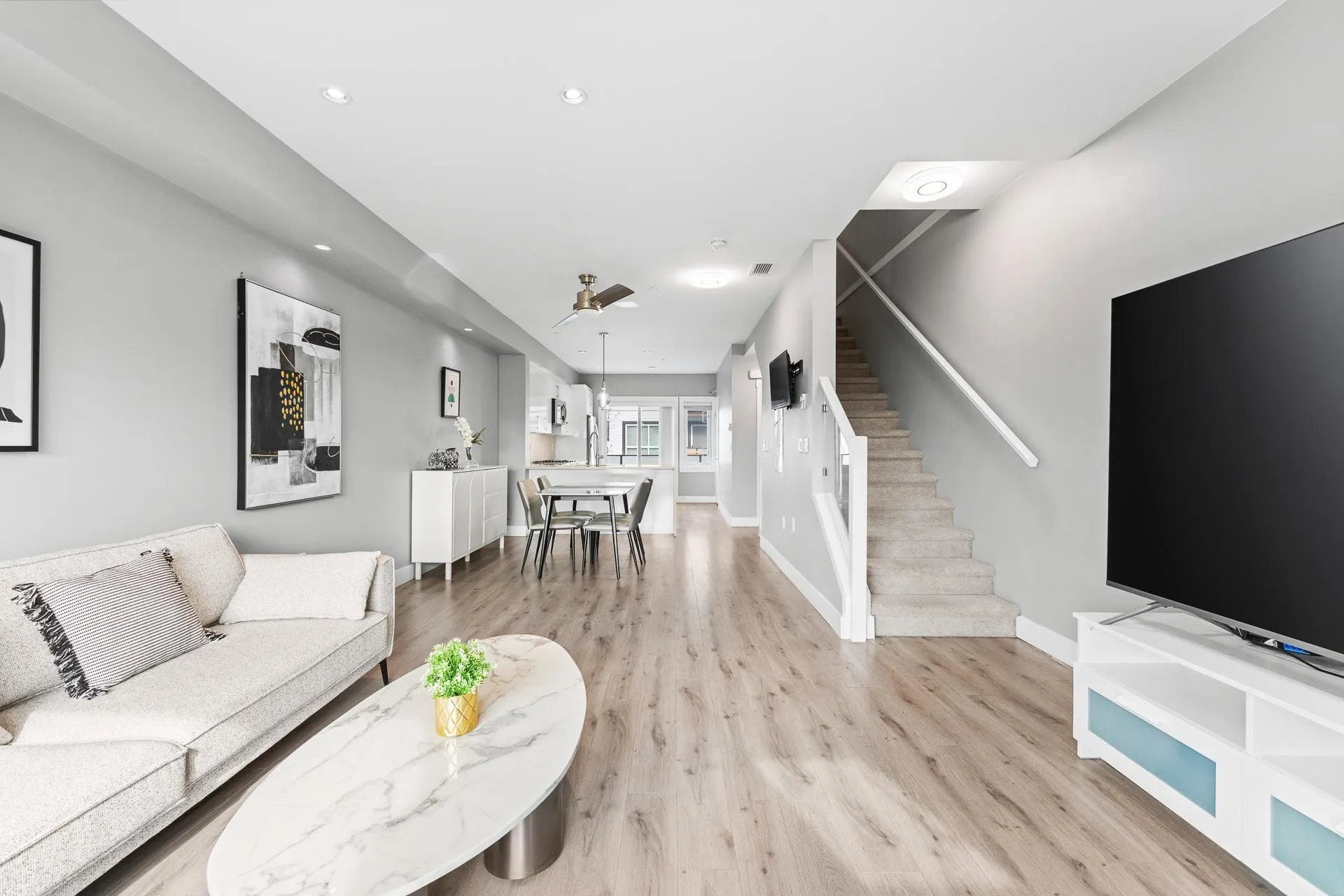 240 Jardine Street #15