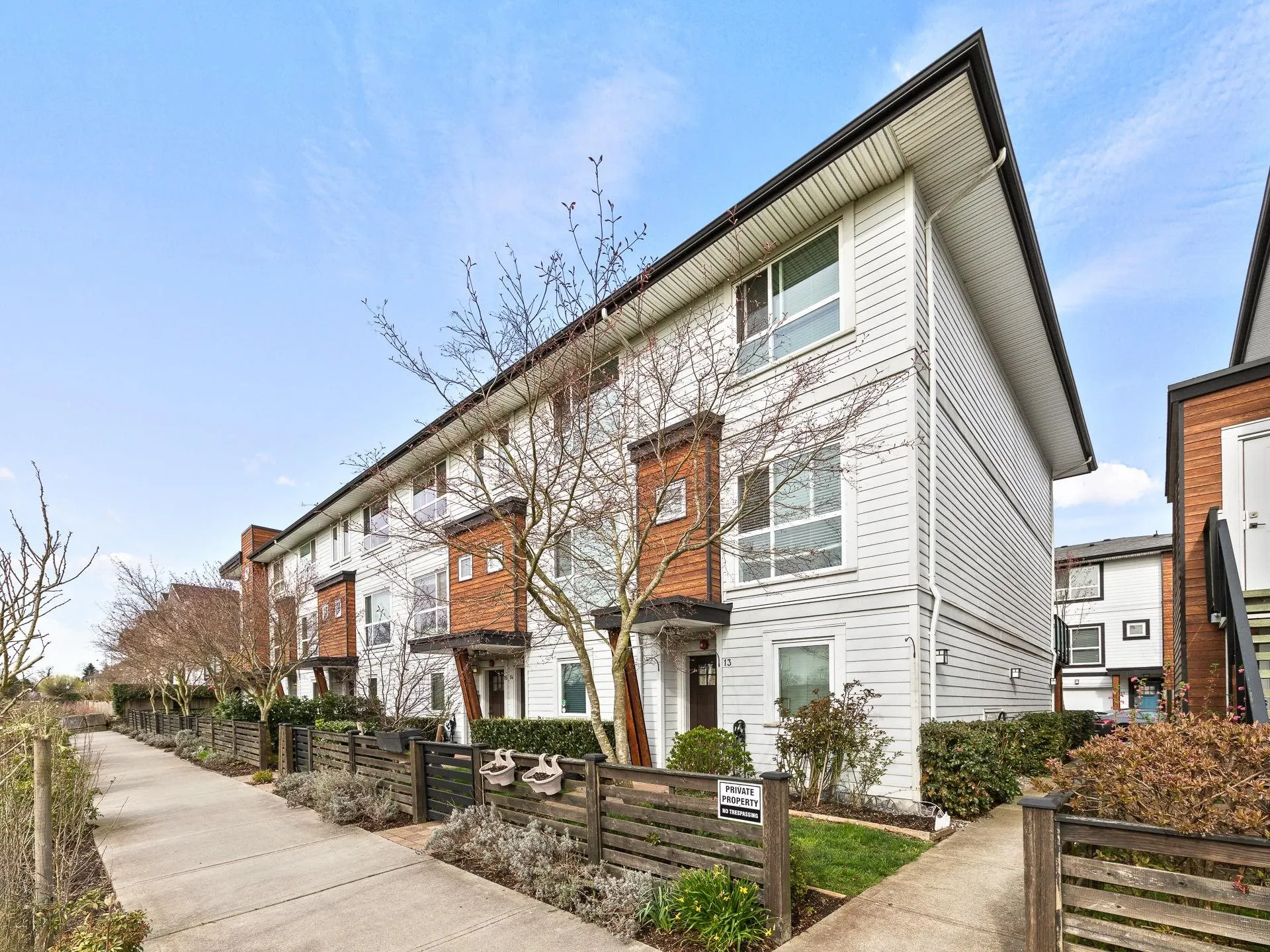 240 Jardine Street #15