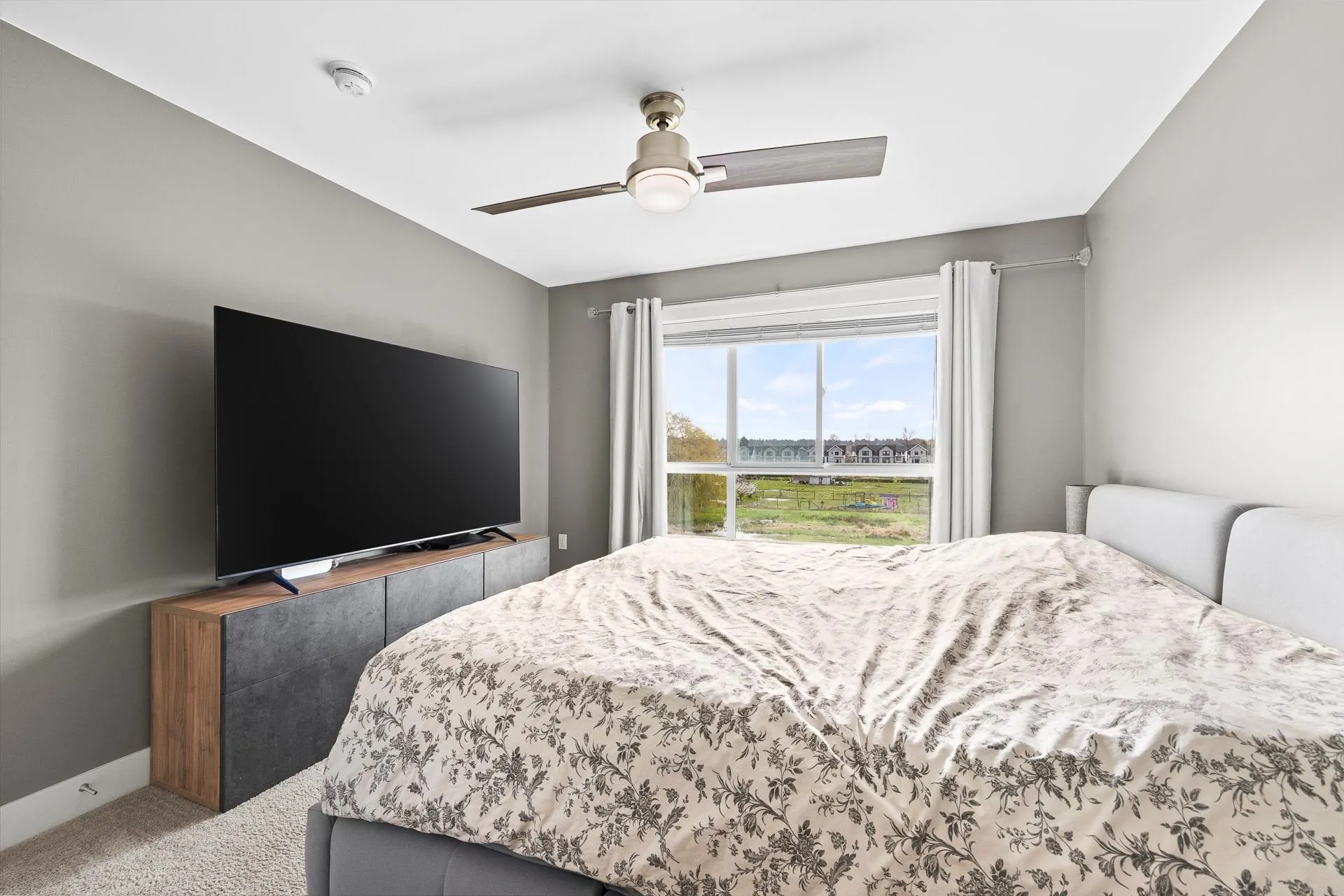 240 Jardine Street #15