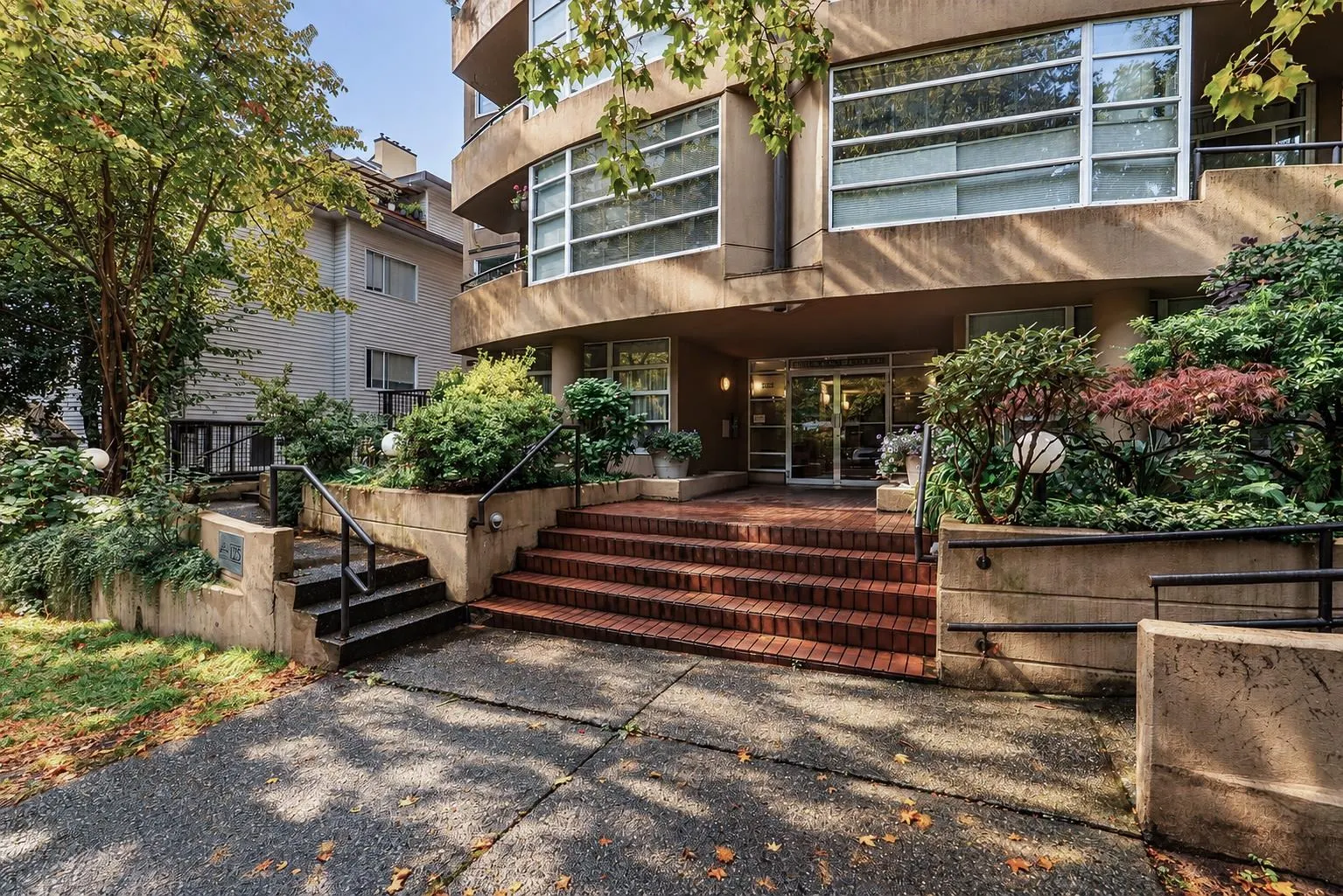 1225 Barclay Street #PH2-802