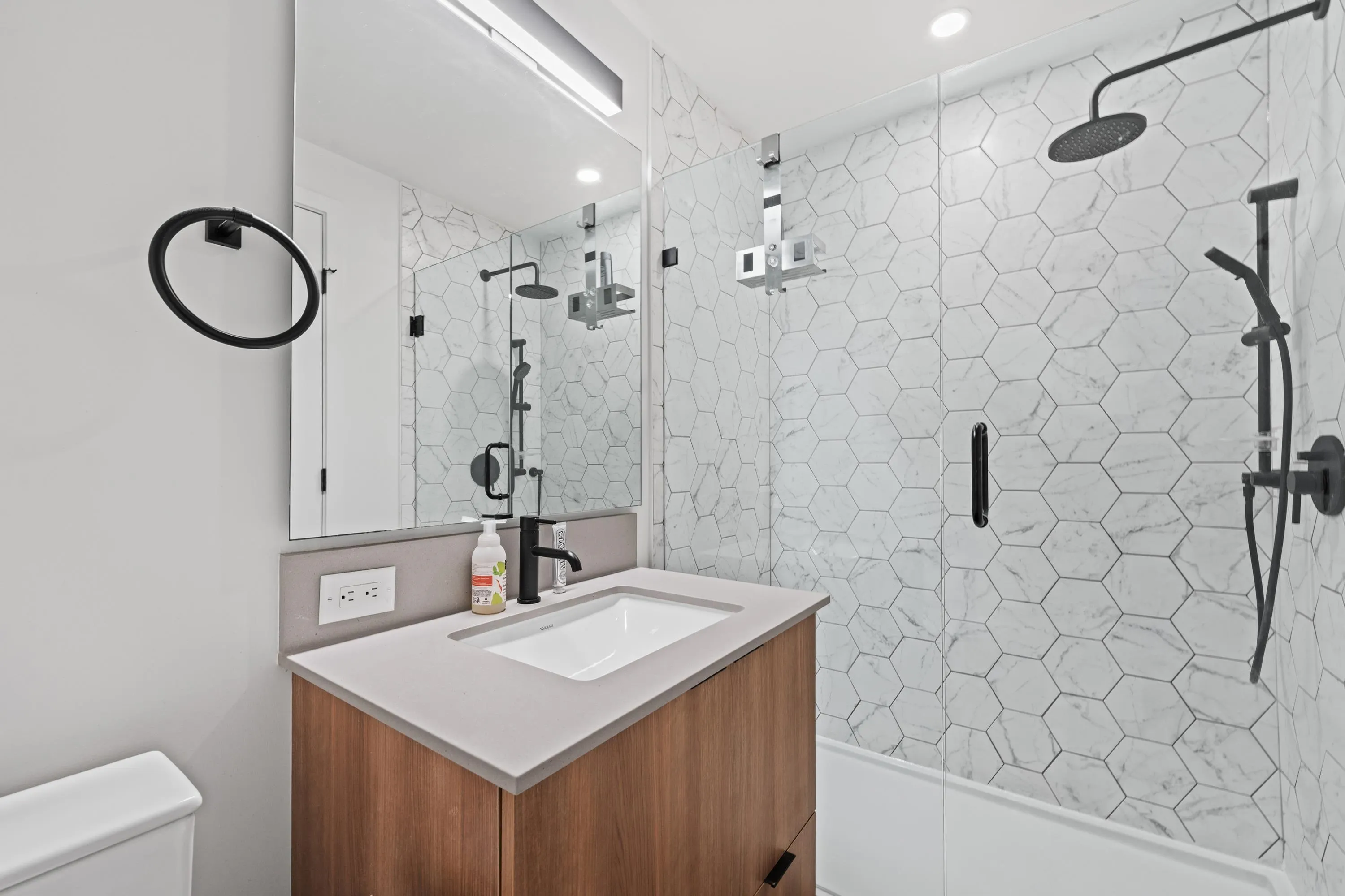 533 E 3rd Street #29