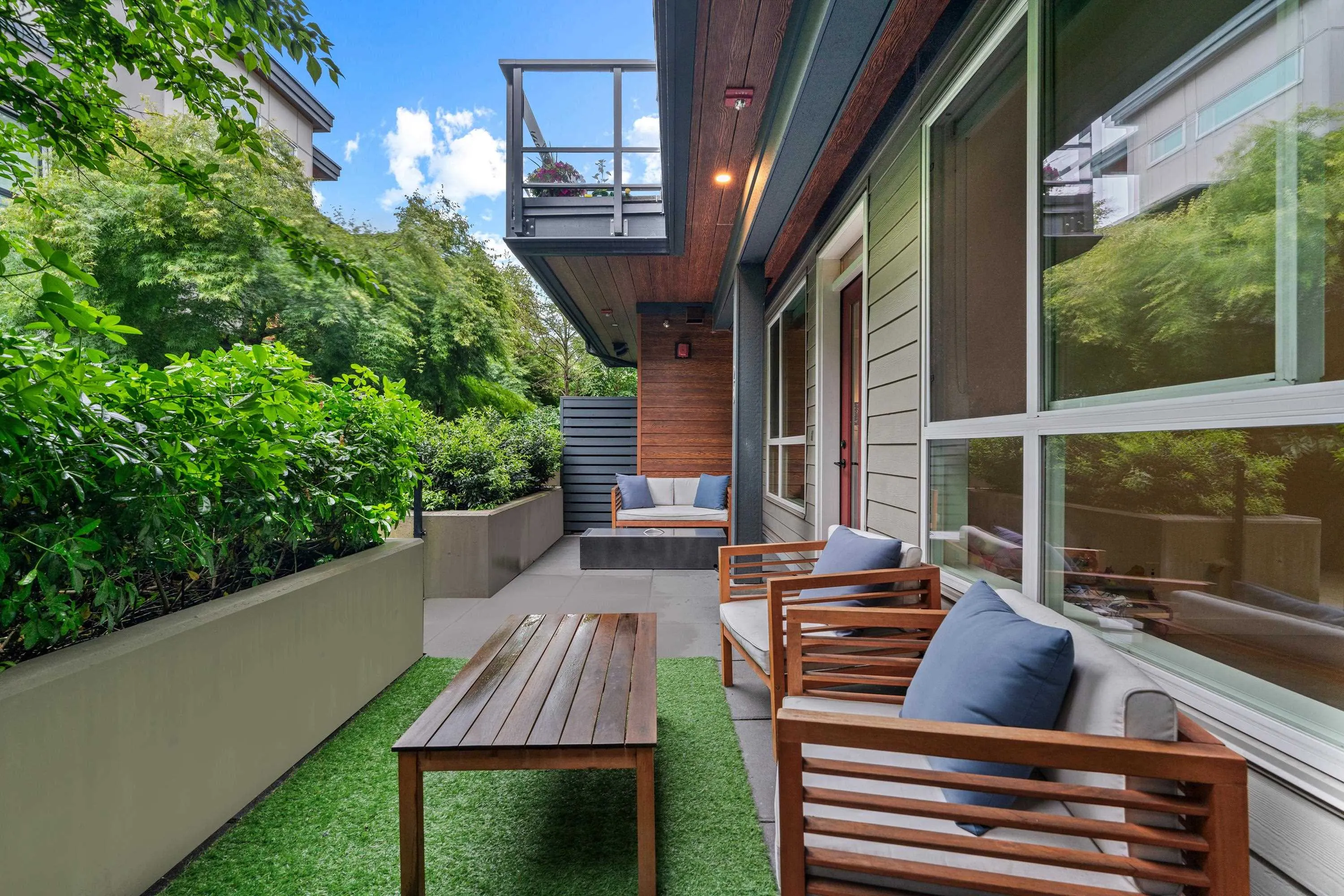 533 E 3rd Street #29