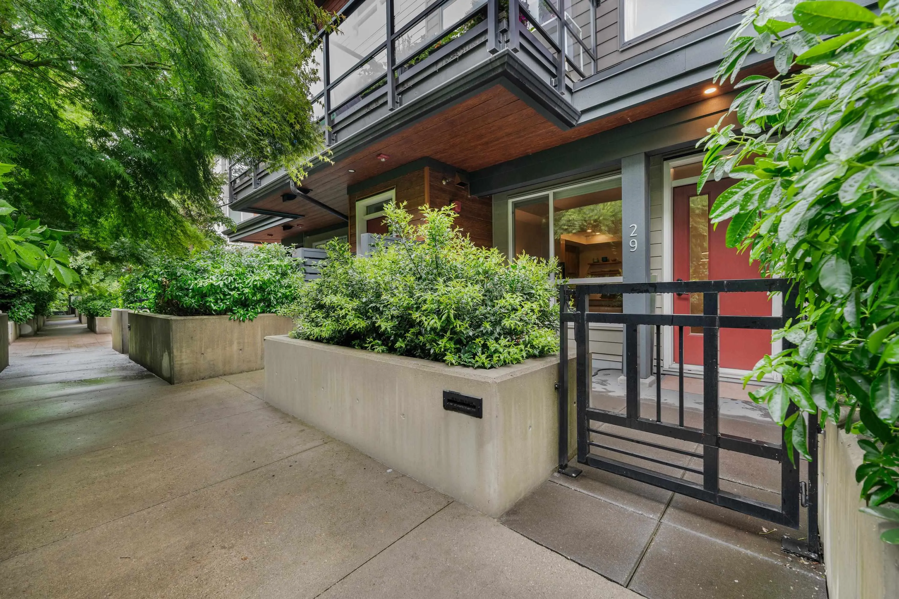 533 E 3rd Street #29