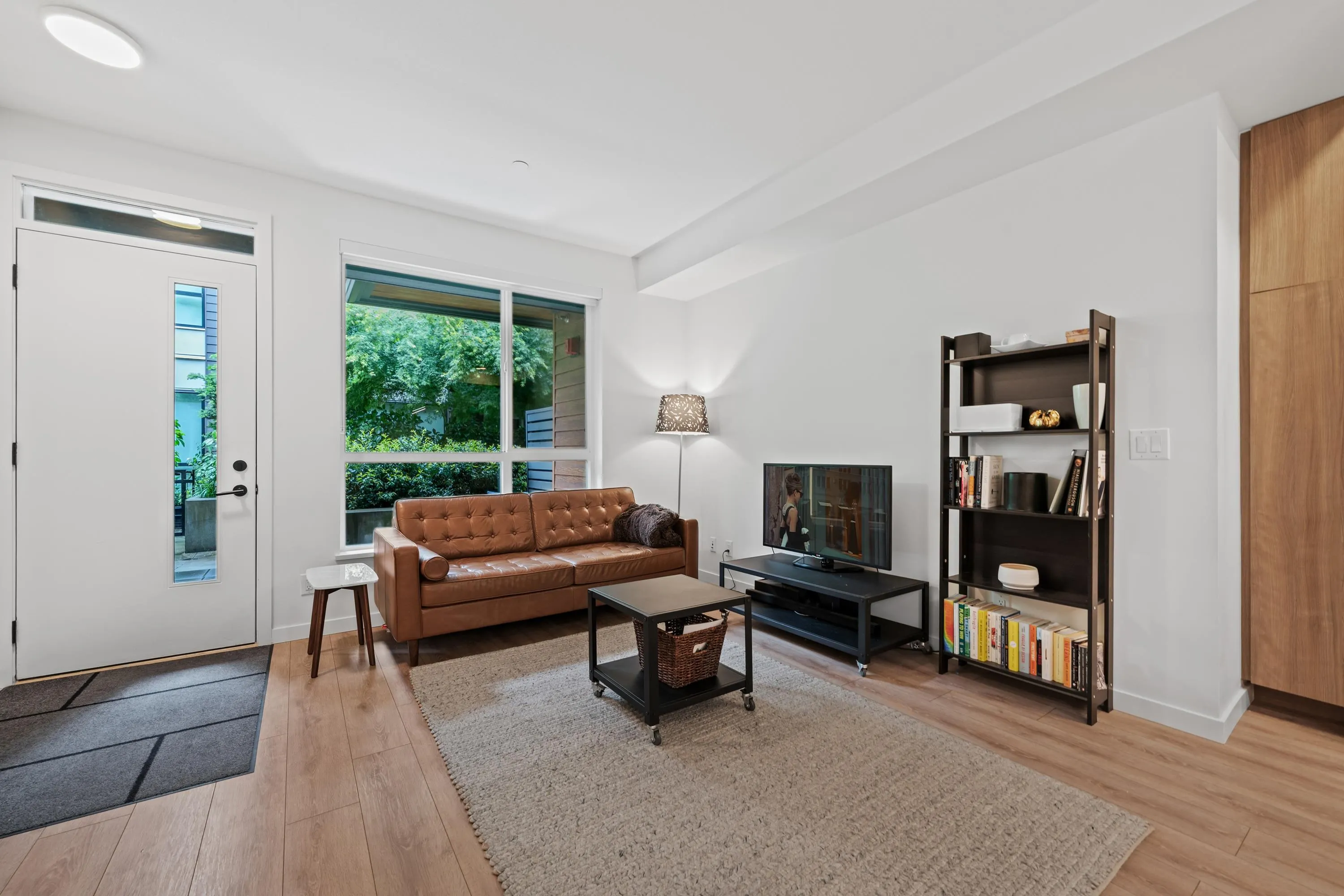 533 E 3rd Street #29