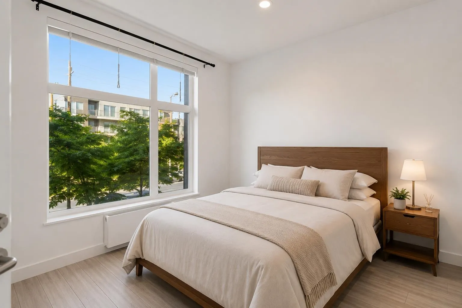 747 E 3rd Street #203