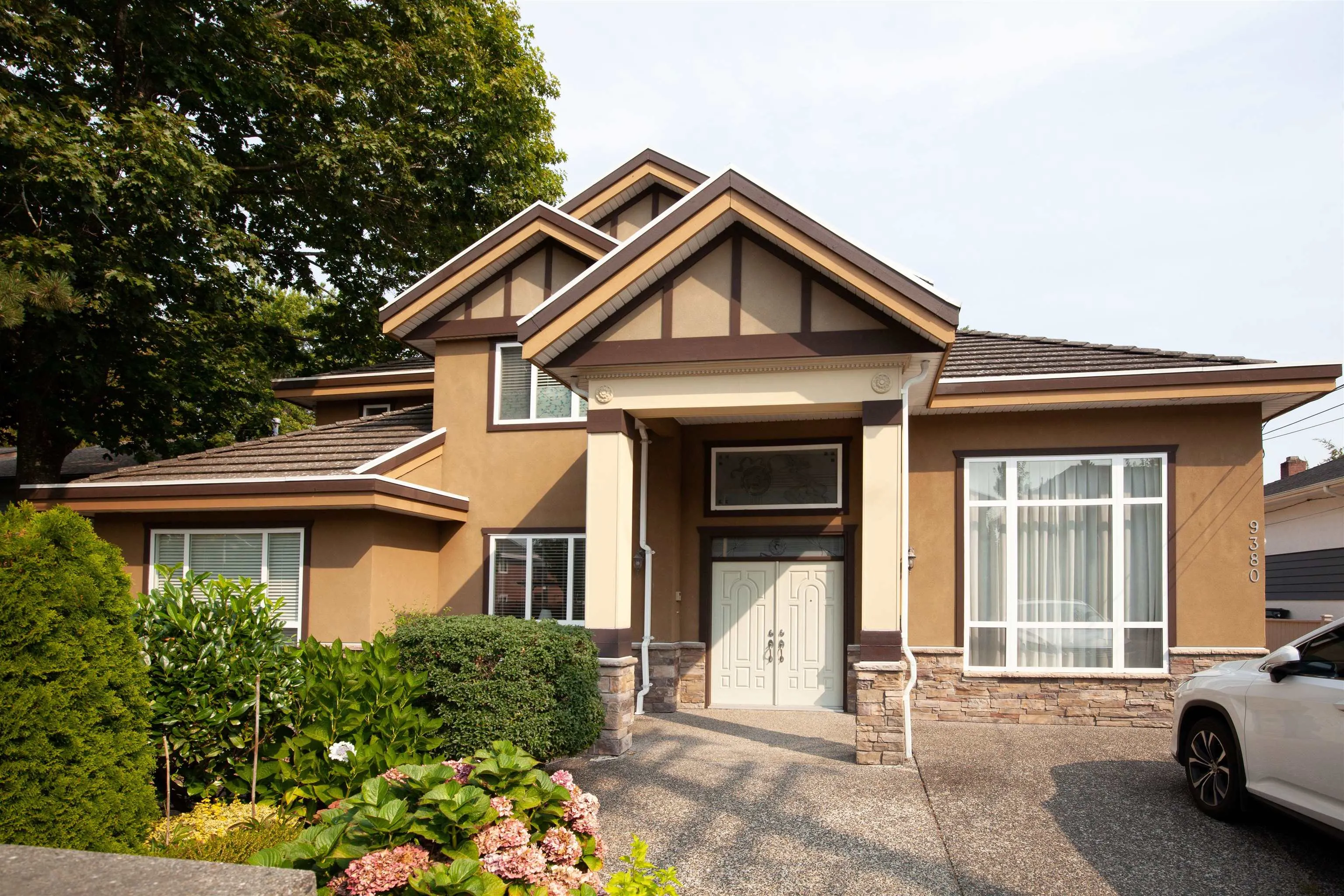 9380 No 3 Road
