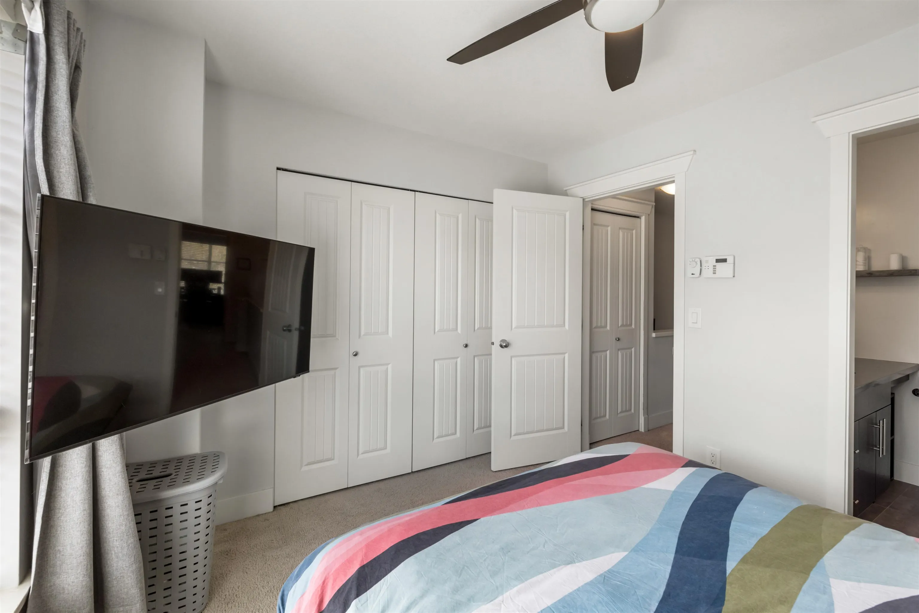 15405 31 Avenue #40