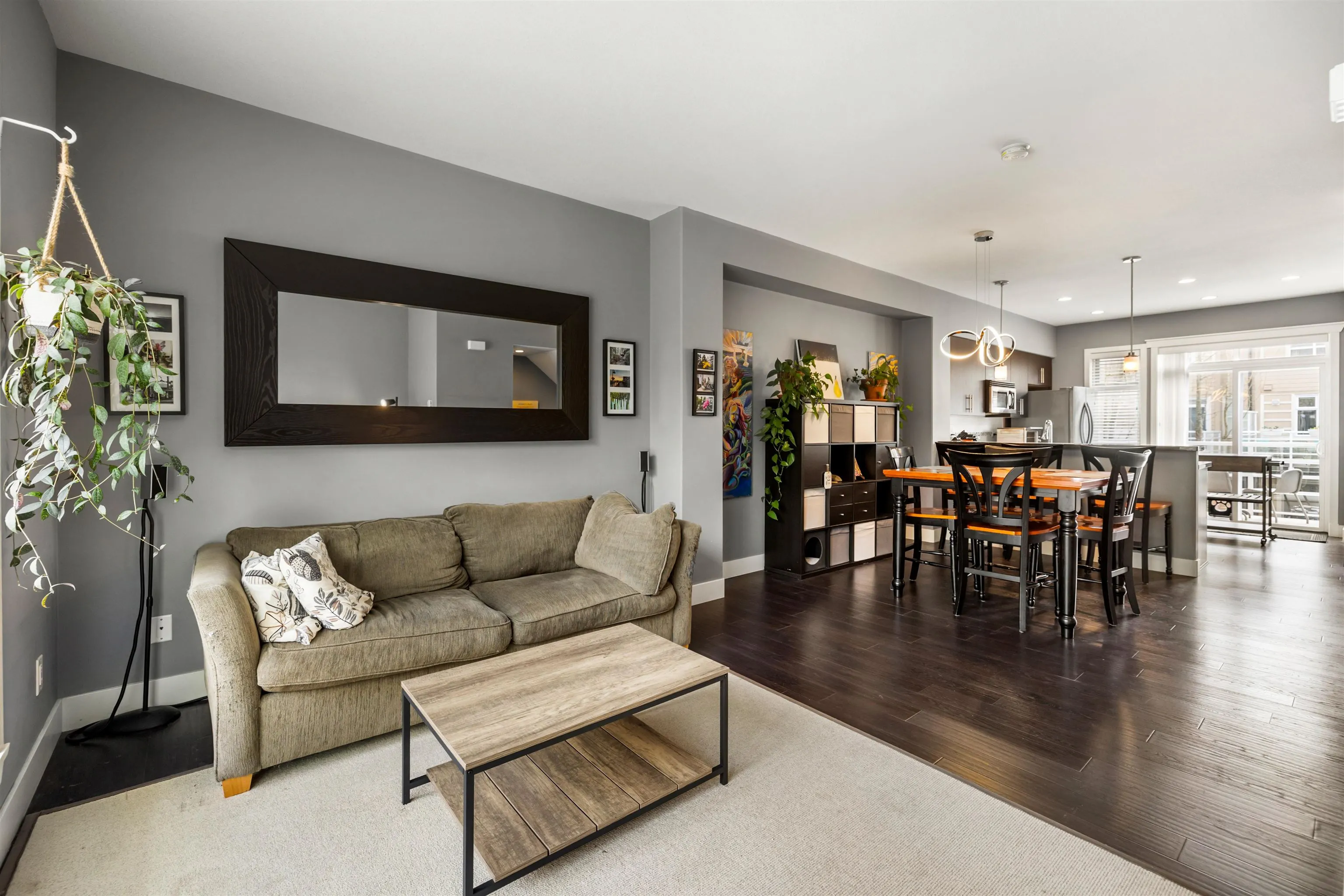15405 31 Avenue #40