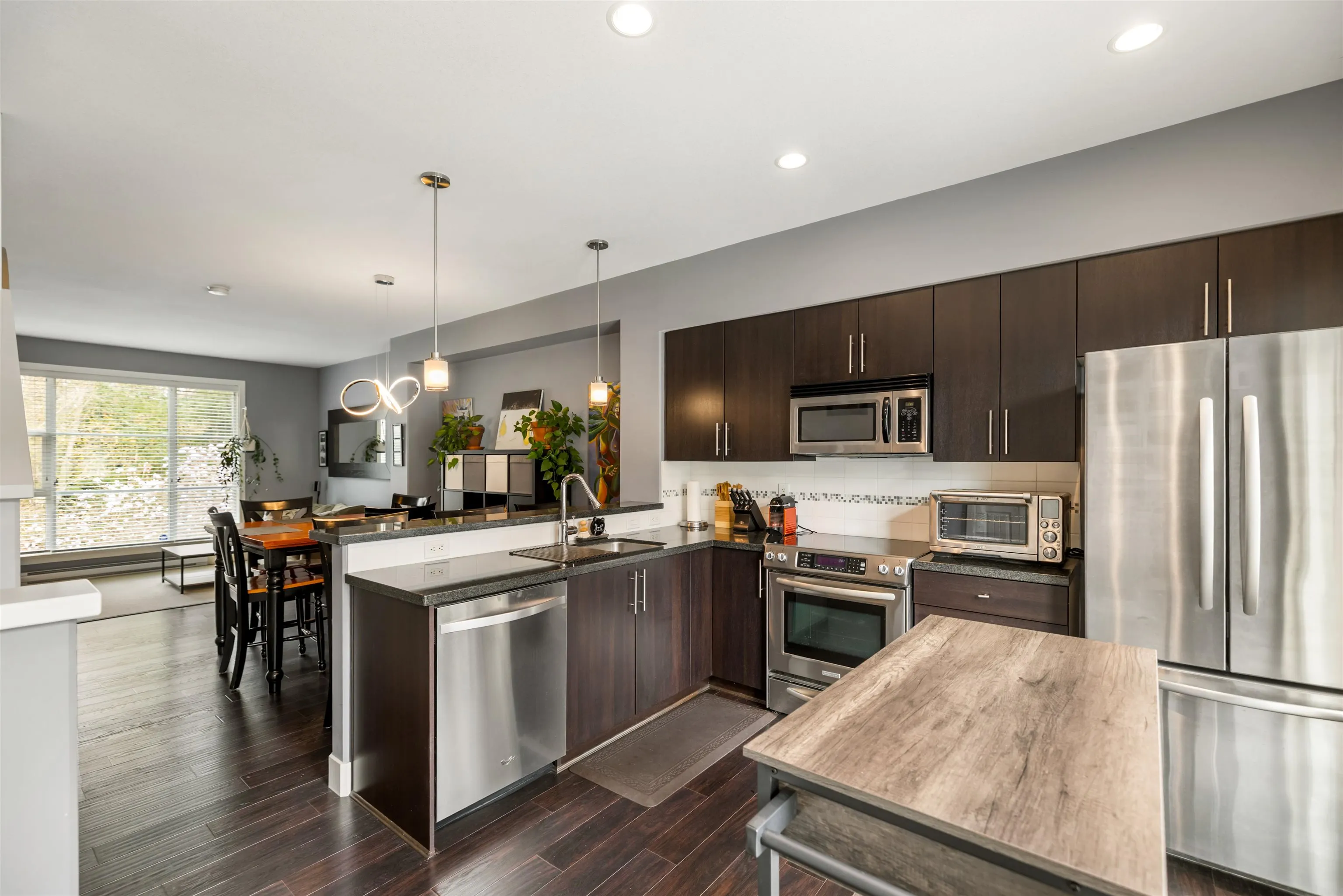 15405 31 Avenue #40