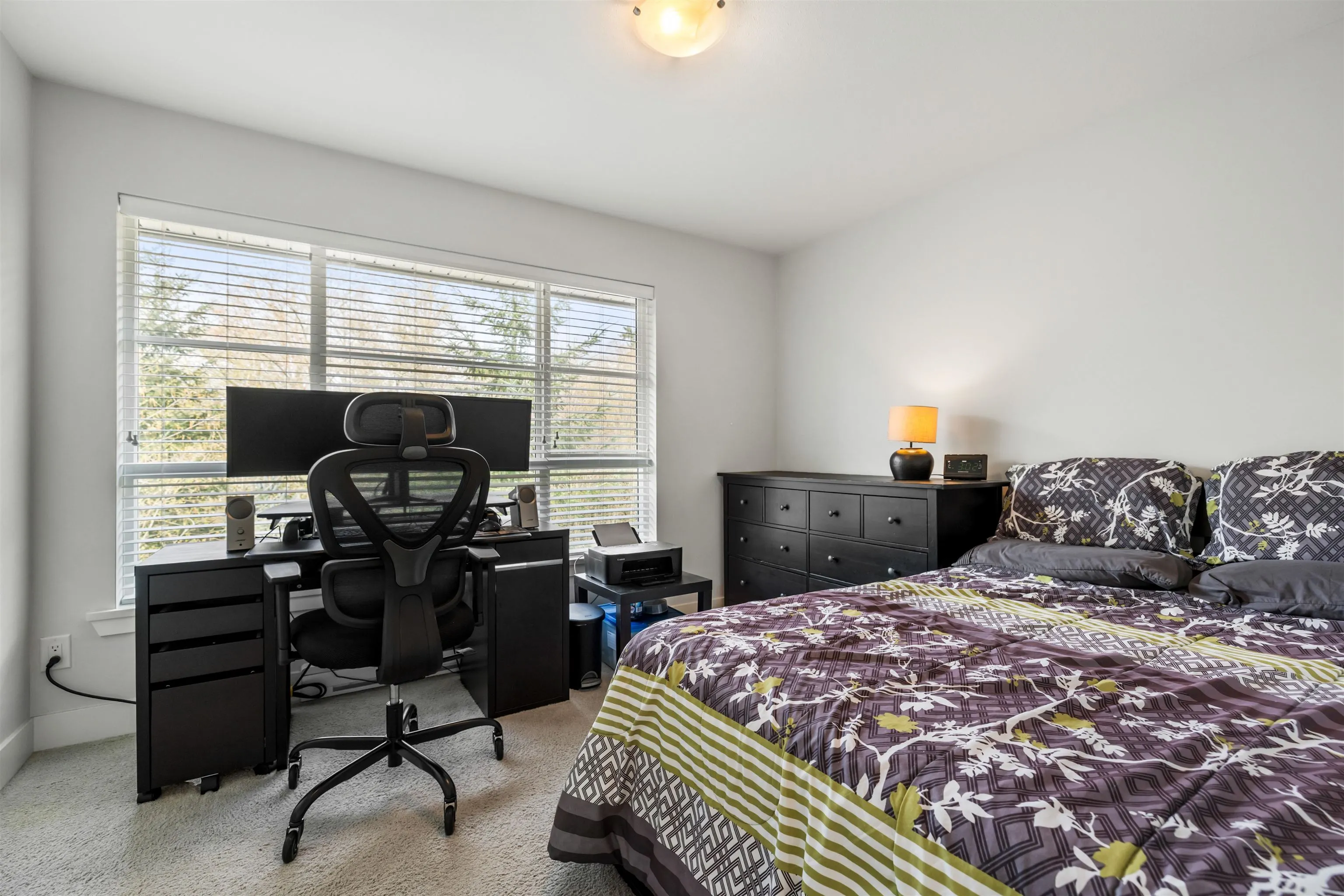 15405 31 Avenue #40