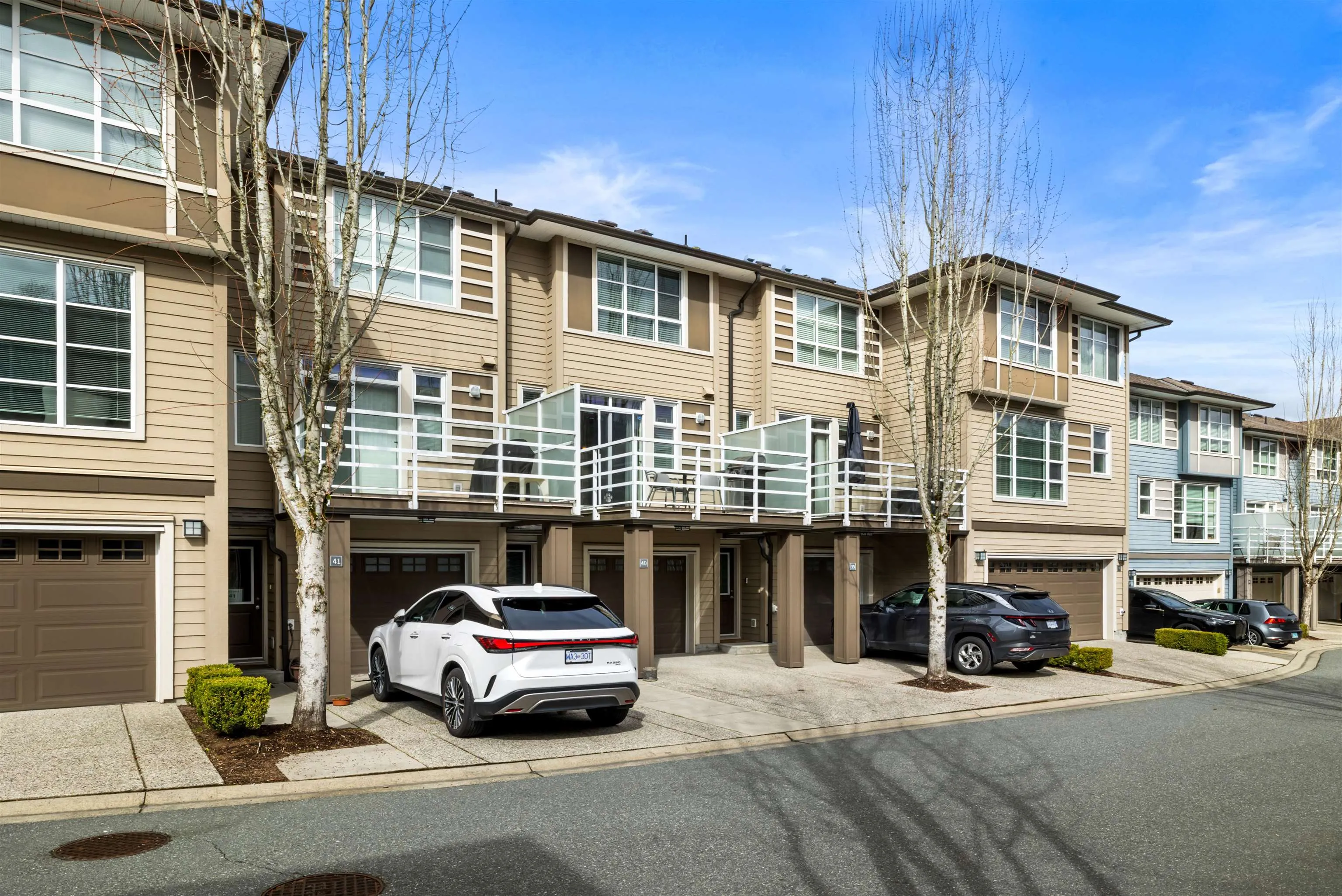 15405 31 Avenue #40