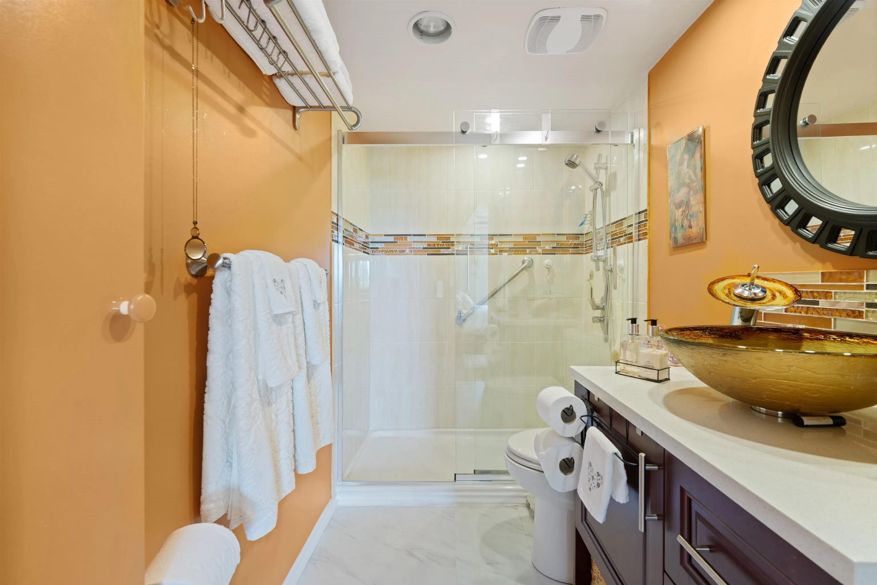 1425 Esquimalt Avenue #212