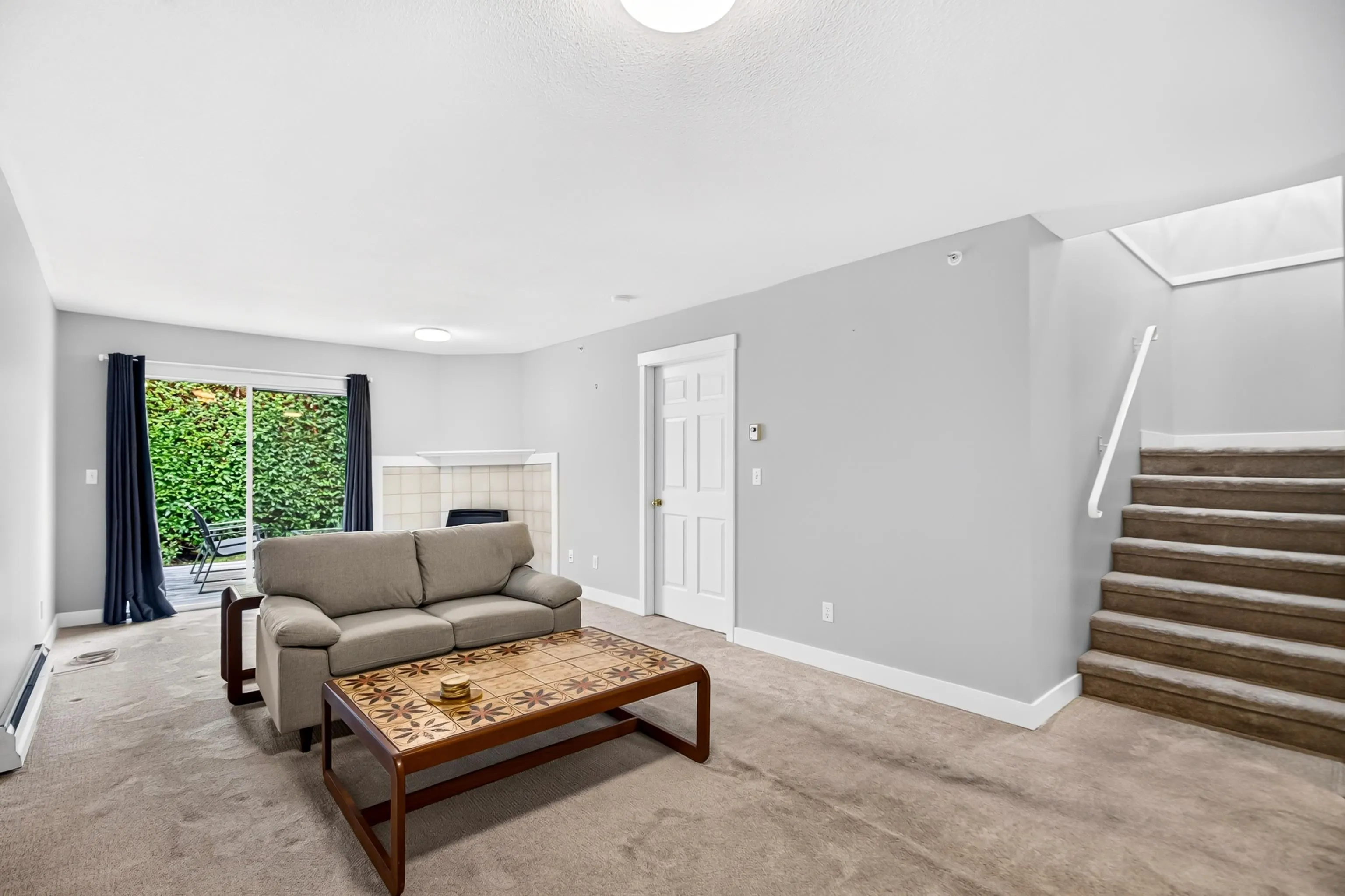 19270 119 Avenue ##13