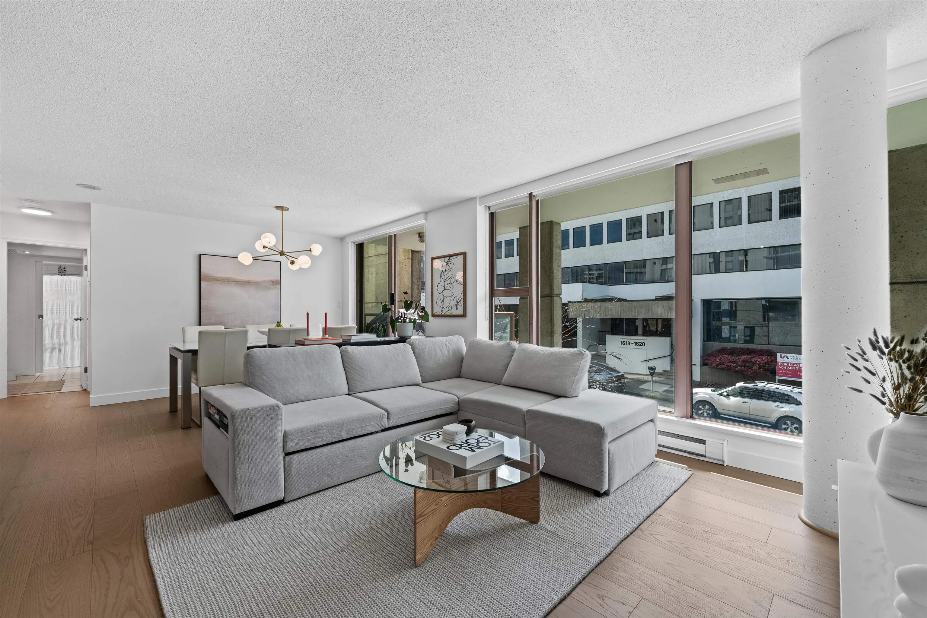 1633 W 8th Avenue #204