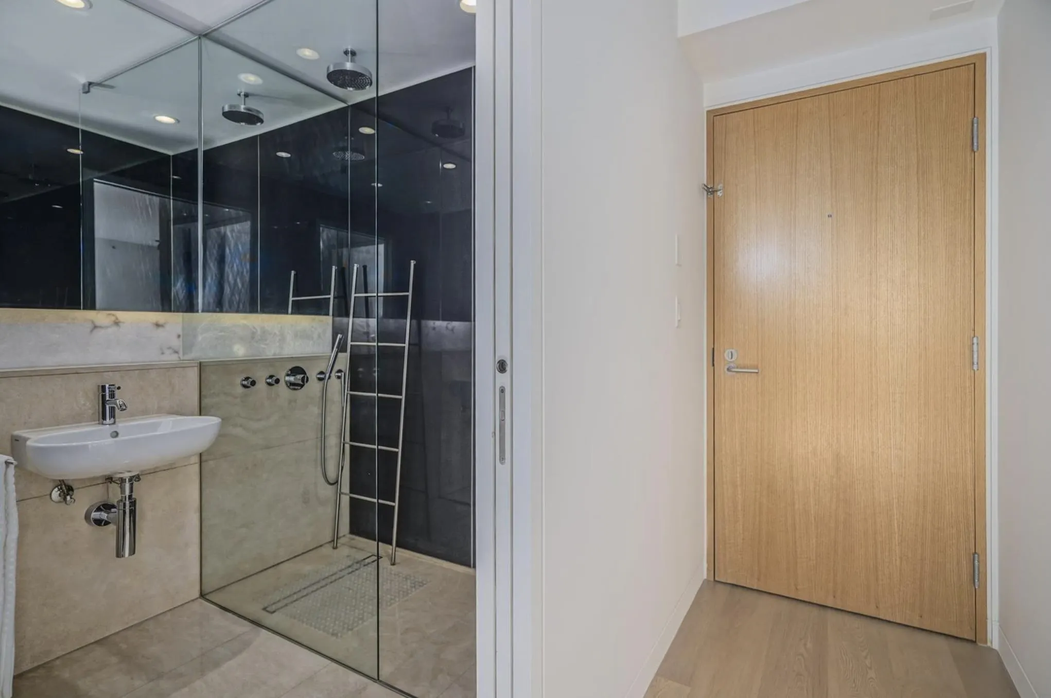 838 W Hastings Street #2802