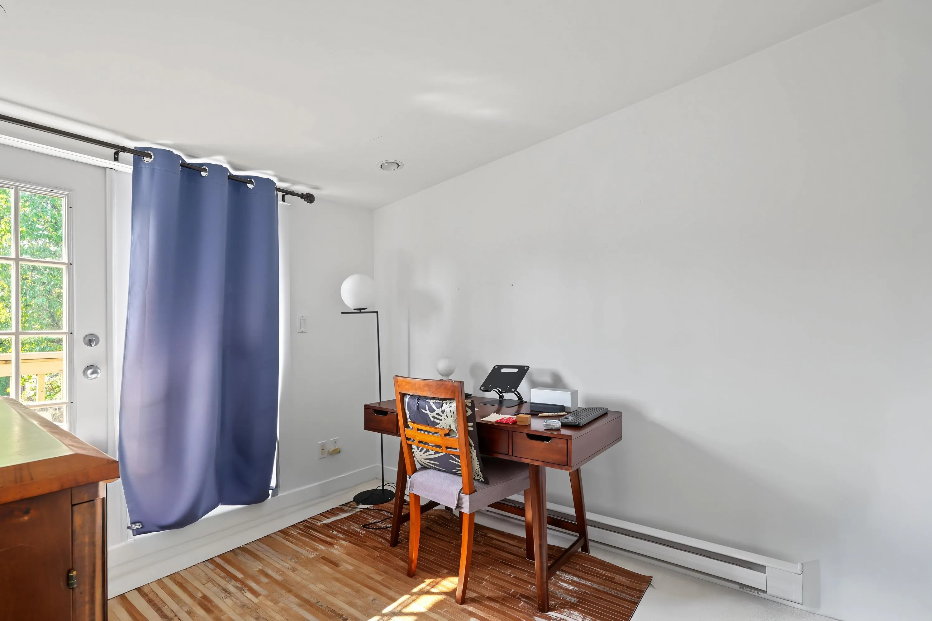 462 W 19th Avenue
