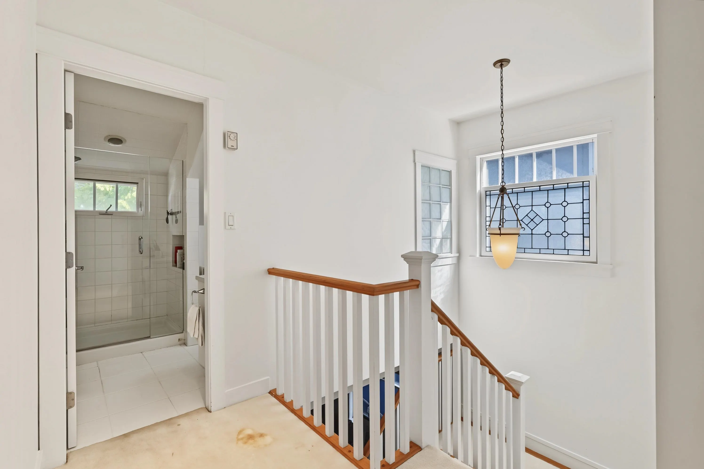 462 W 19th Avenue