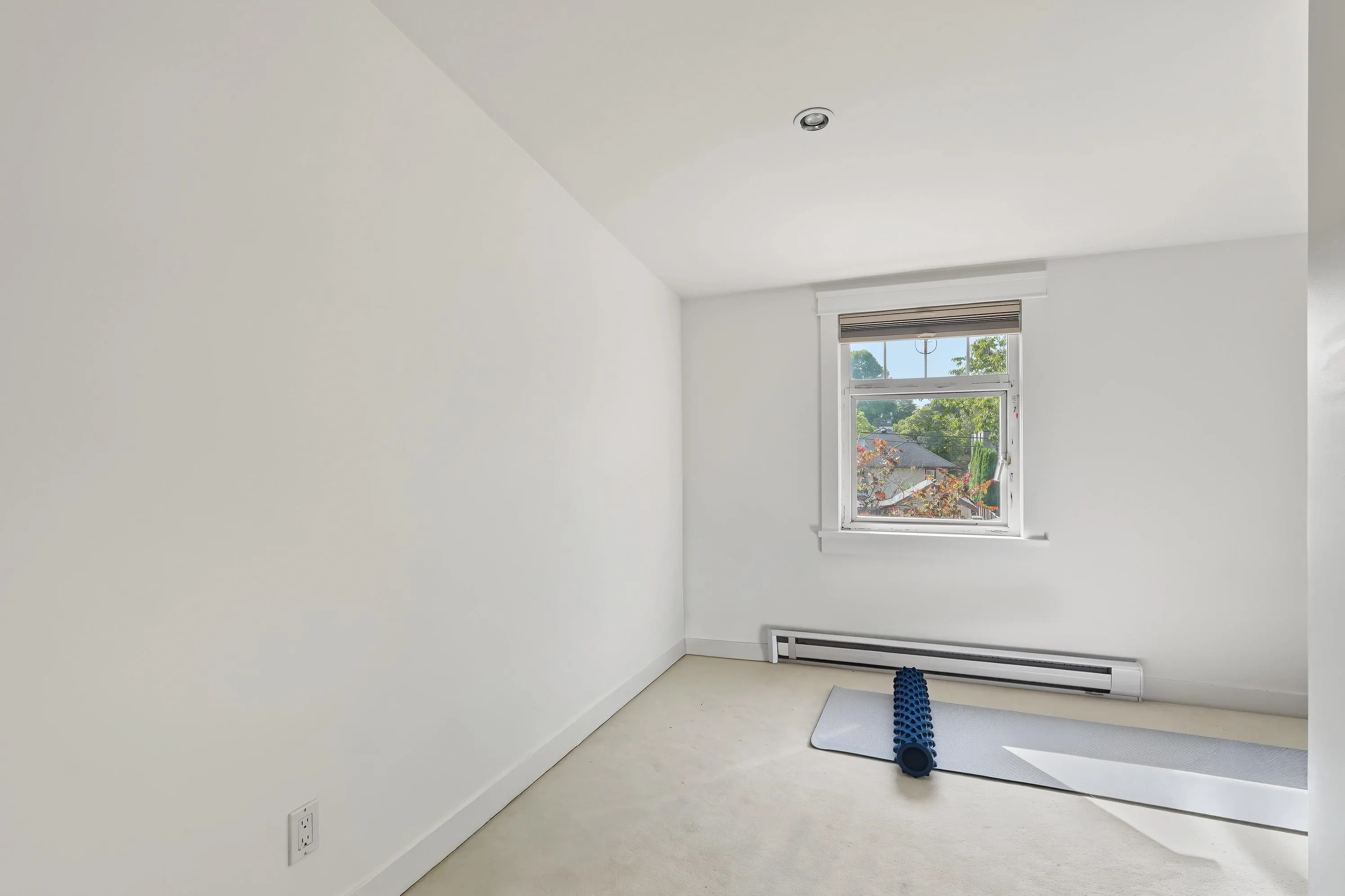 462 W 19th Avenue