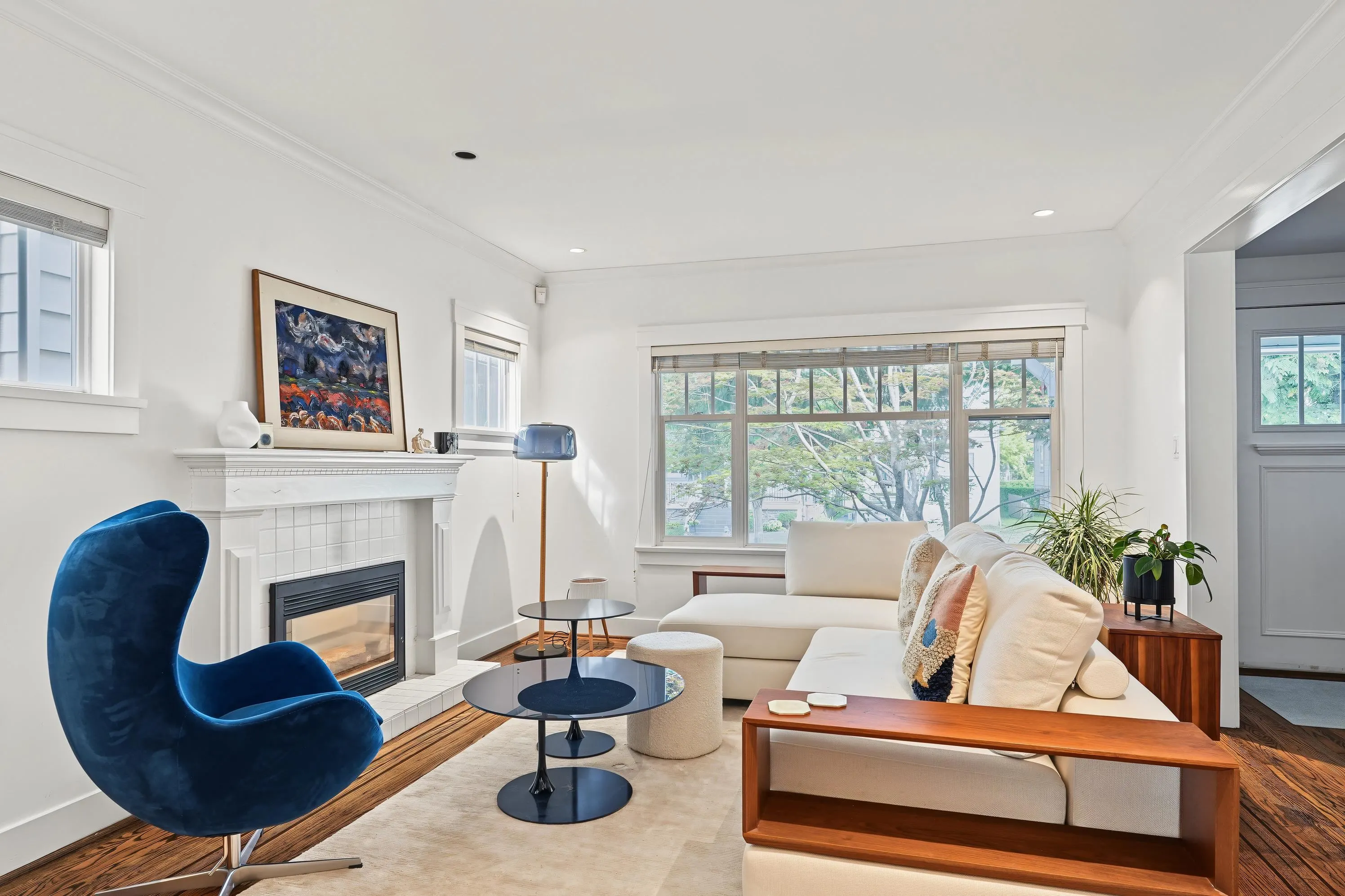 462 W 19th Avenue