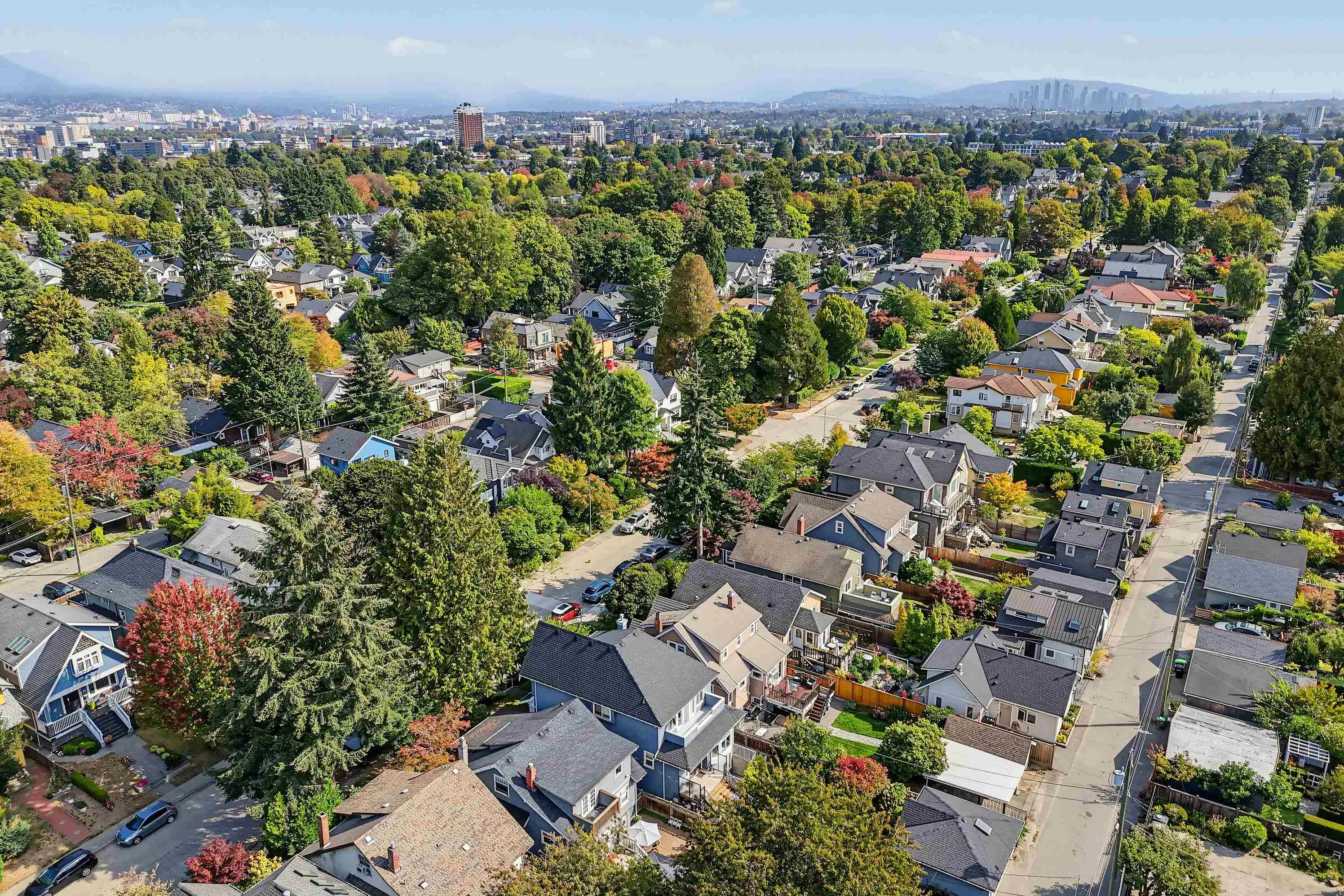 462 W 19th Avenue