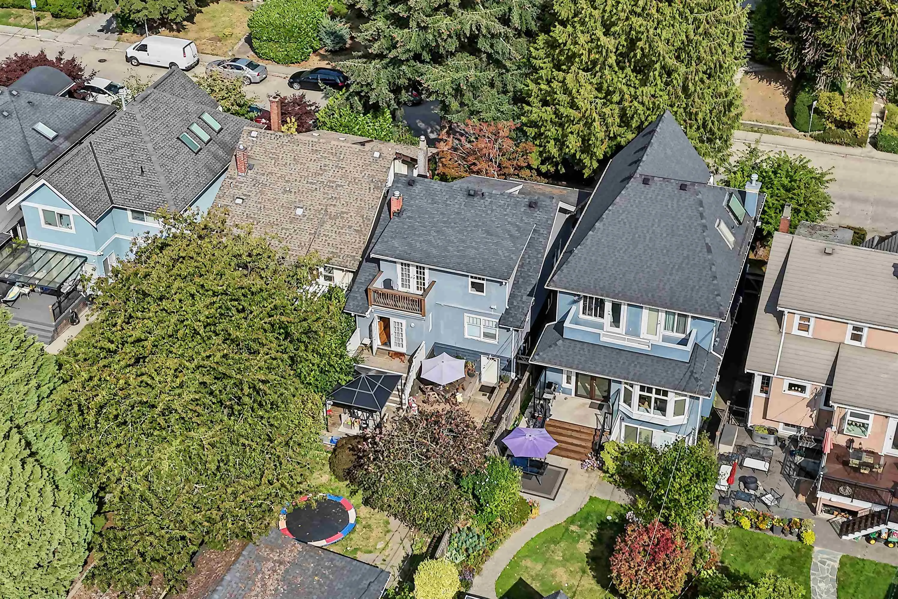462 W 19th Avenue