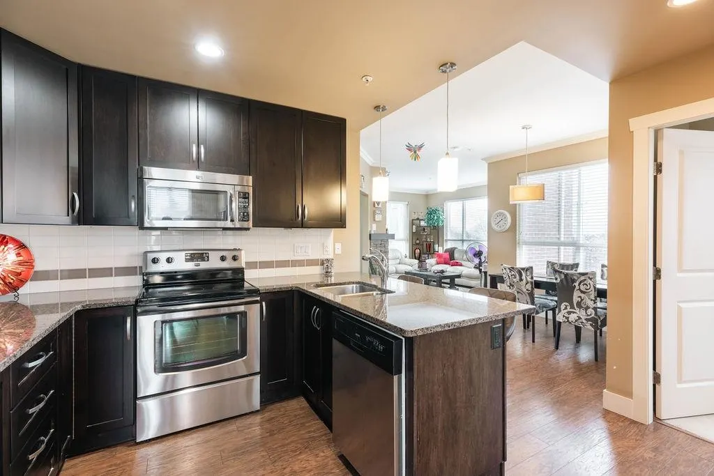3192 Gladwin Road #203