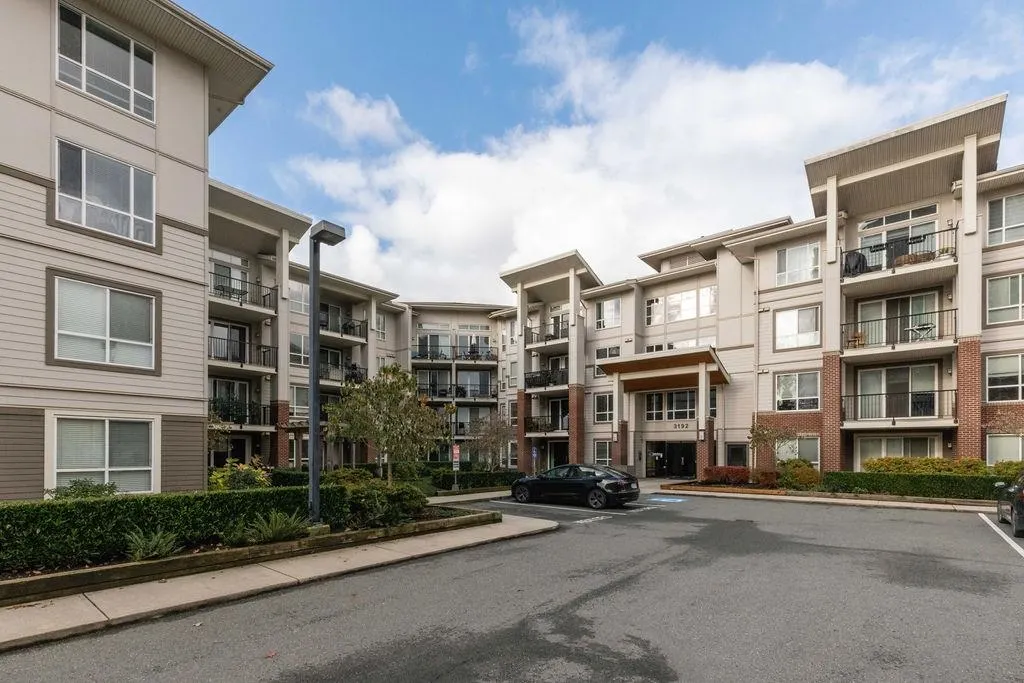 3192 Gladwin Road #203