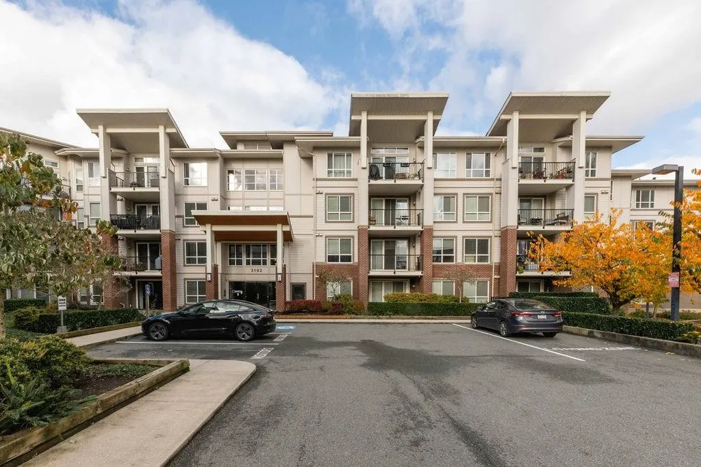 3192 Gladwin Road #203