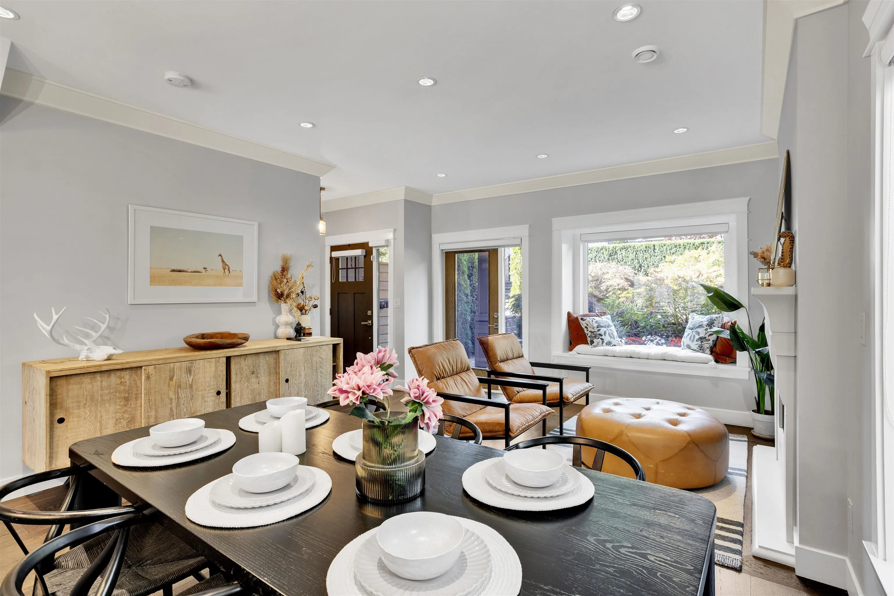 545 E 4th Street