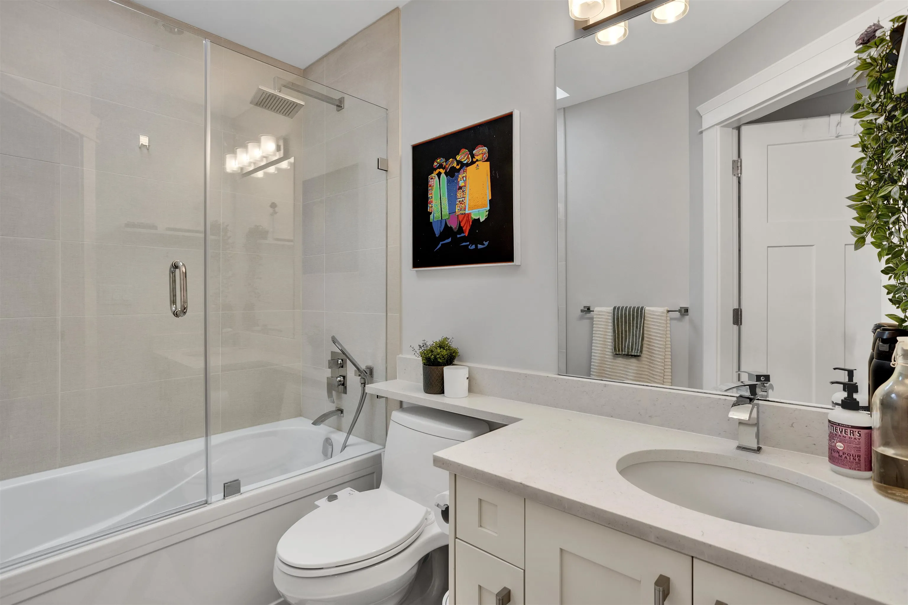 545 E 4th Street