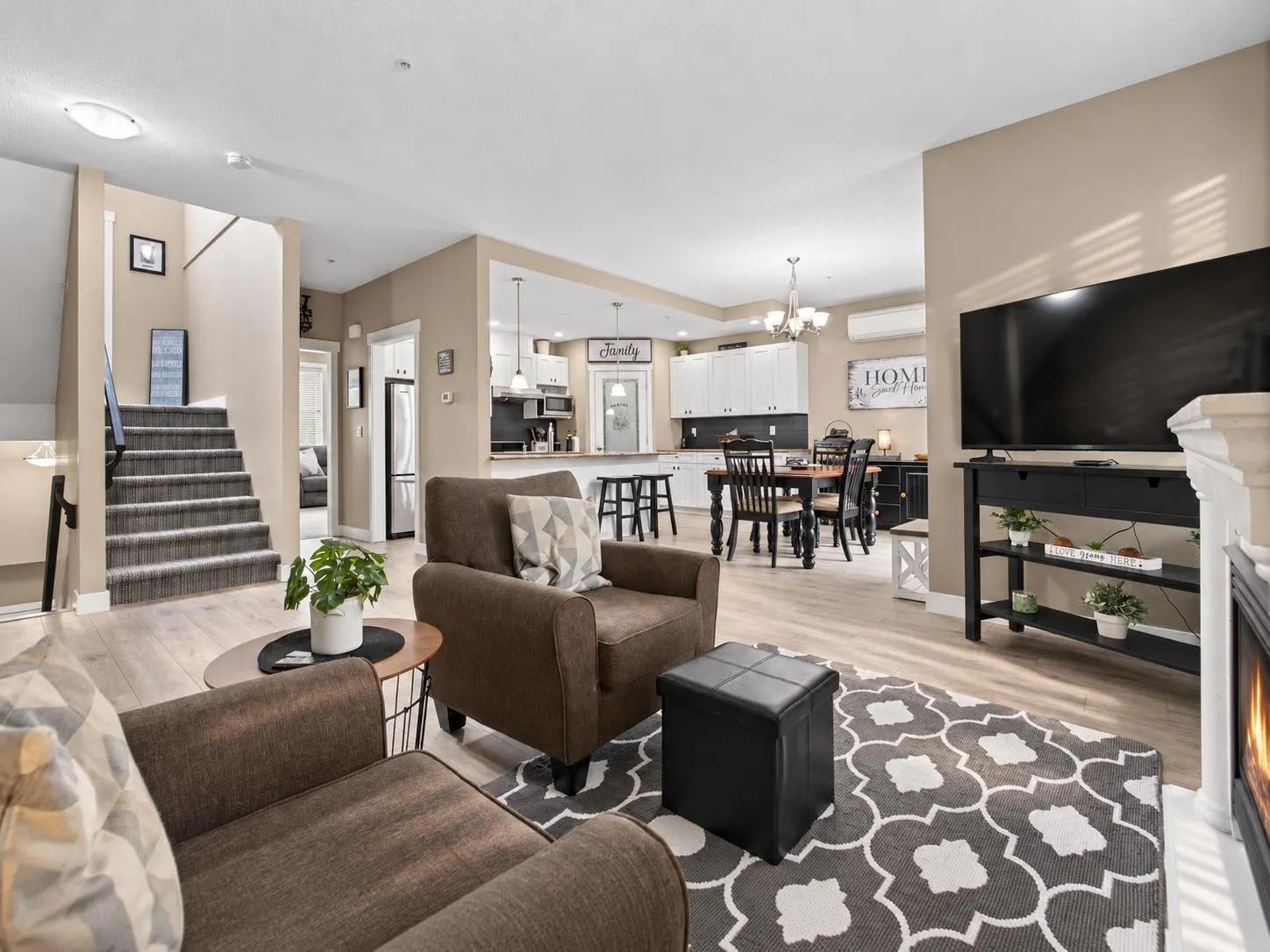 11160 234a Street #25