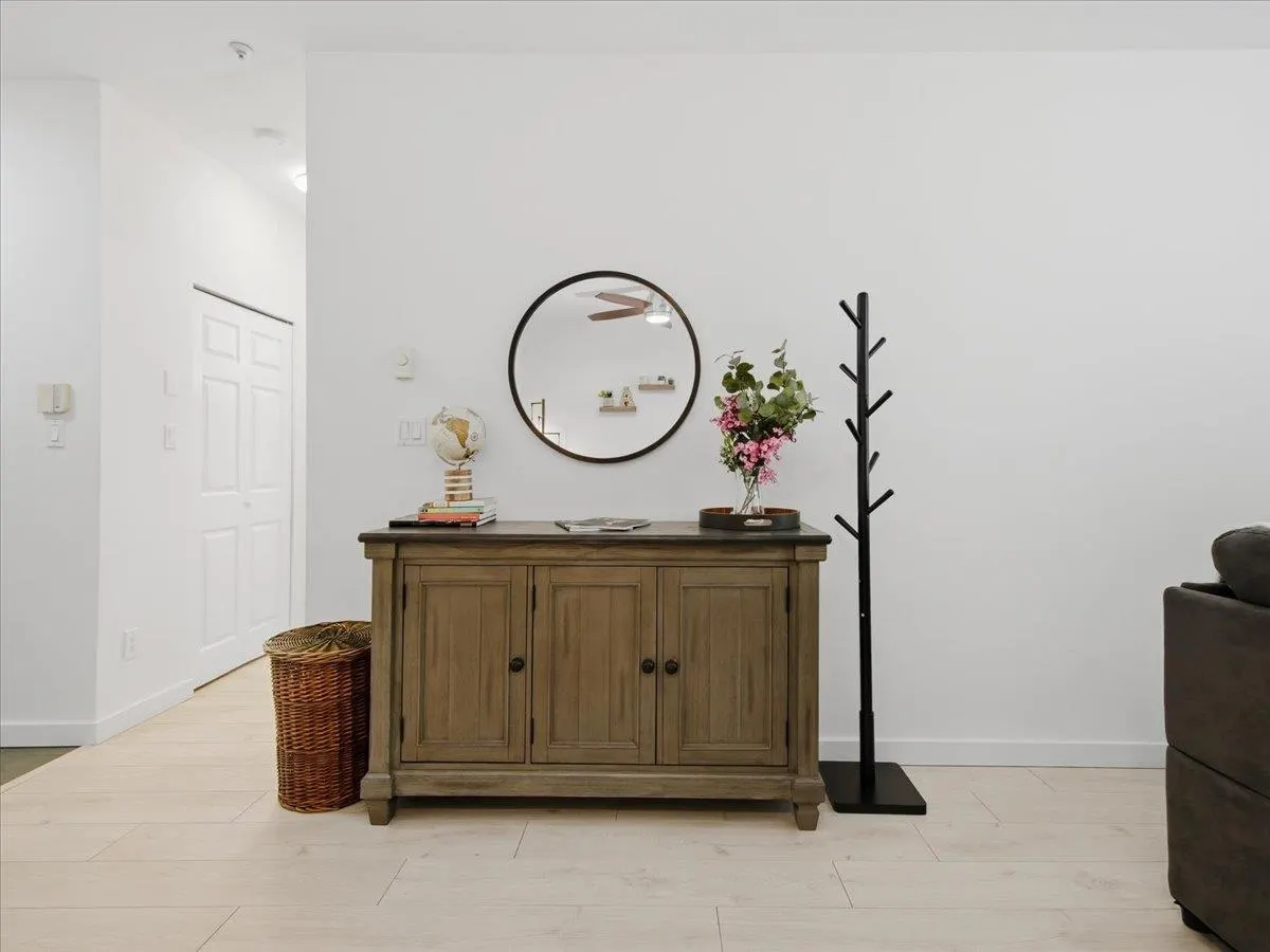 10128 132 Street #114