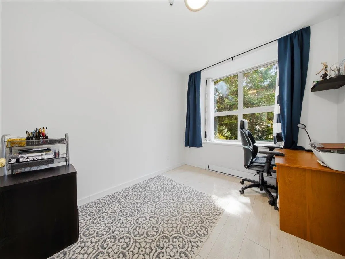 10128 132 Street #114