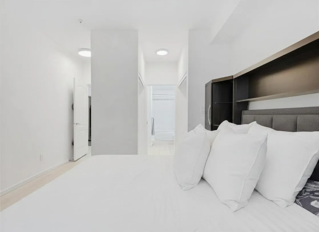 10128 132 Street #114