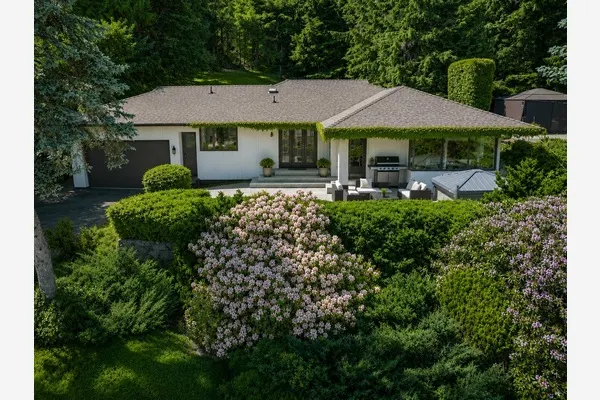 68 Bonnymuir Drive