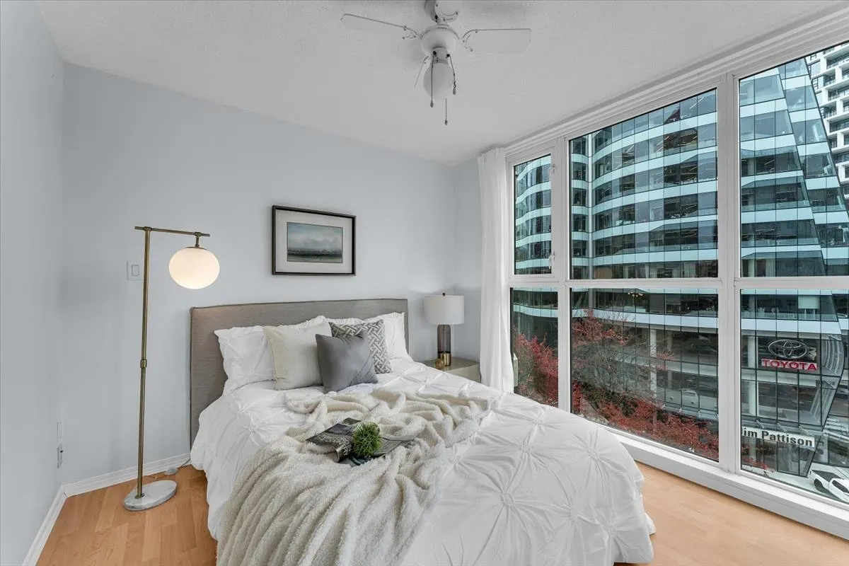 1010 Burnaby Street #701
