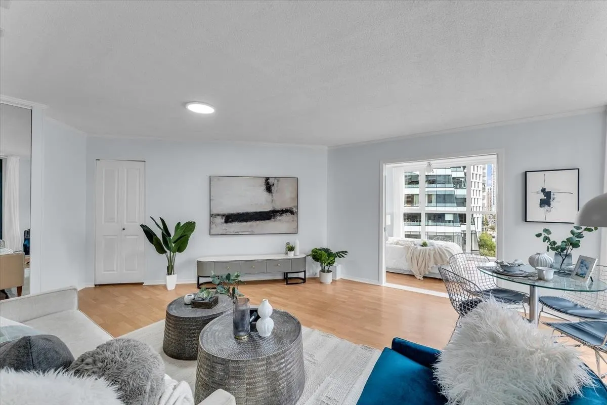 1010 Burnaby Street #701