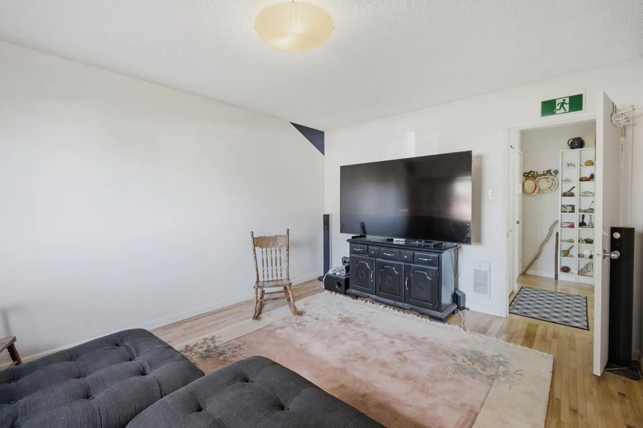 1040 Parker Street #1