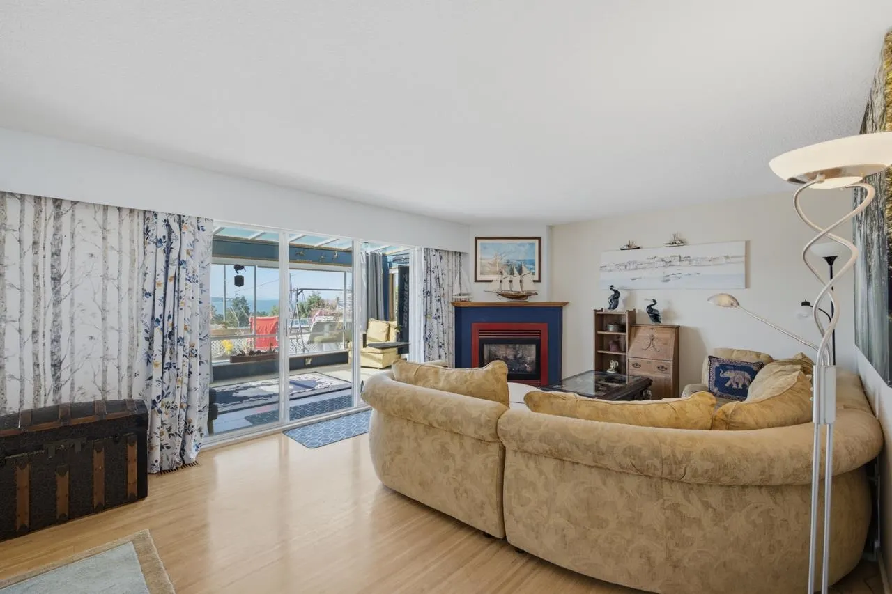 1040 Parker Street #1