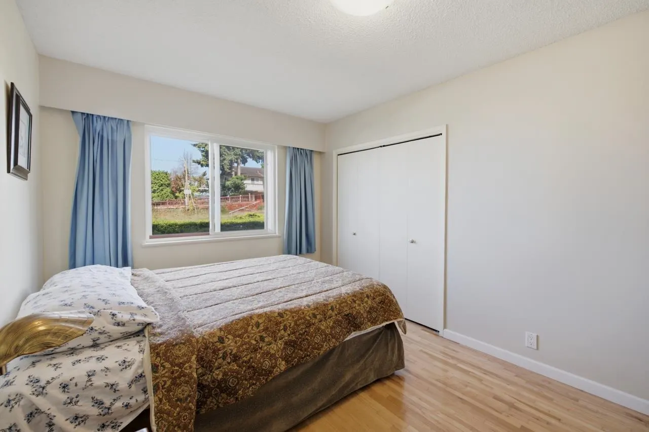 1040 Parker Street #1