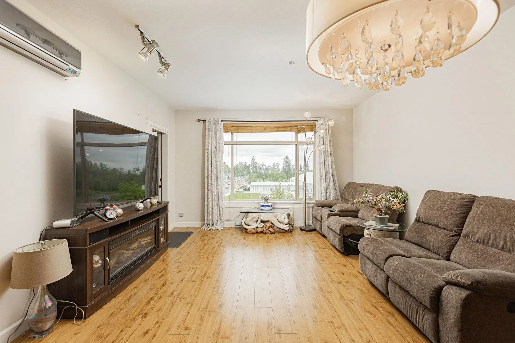 8067 207 Street #405