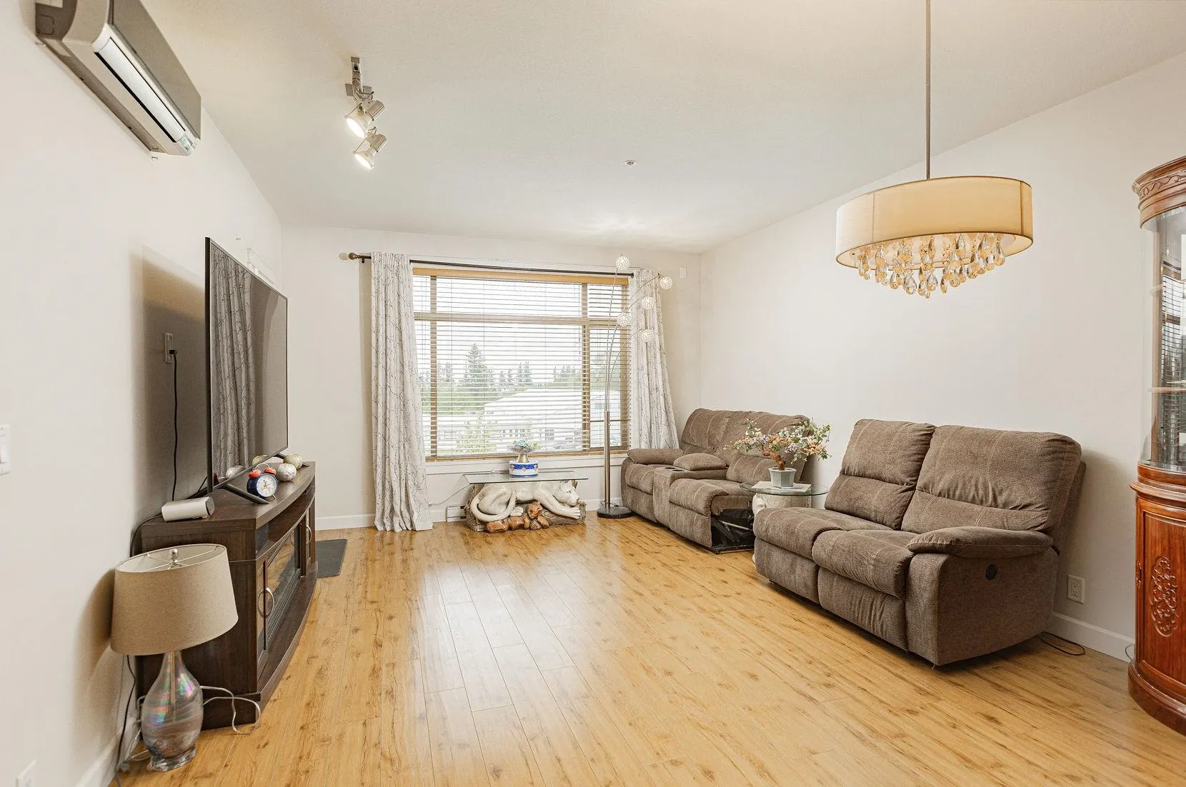 8067 207 Street #405
