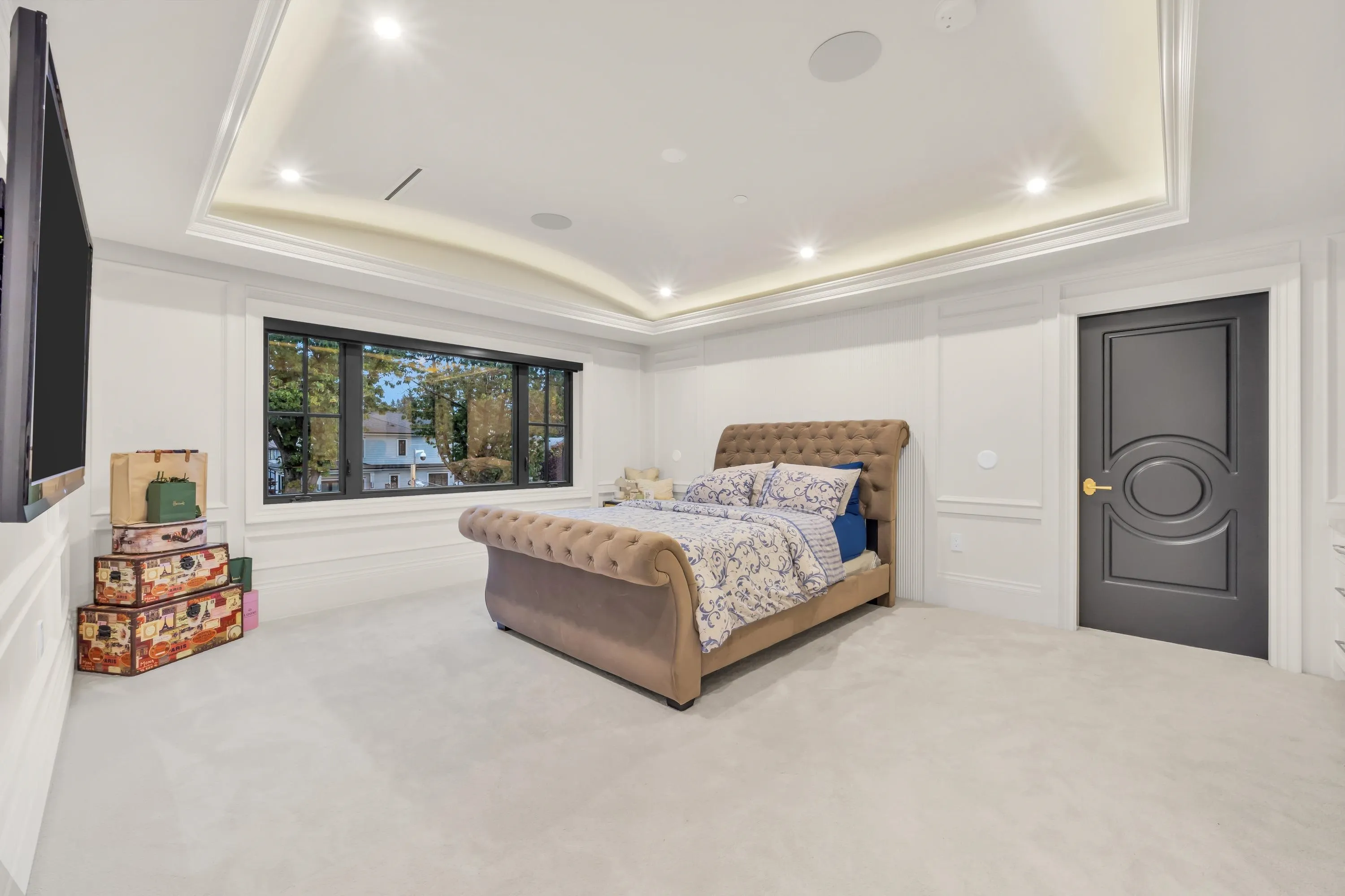 1443 W 57th Avenue