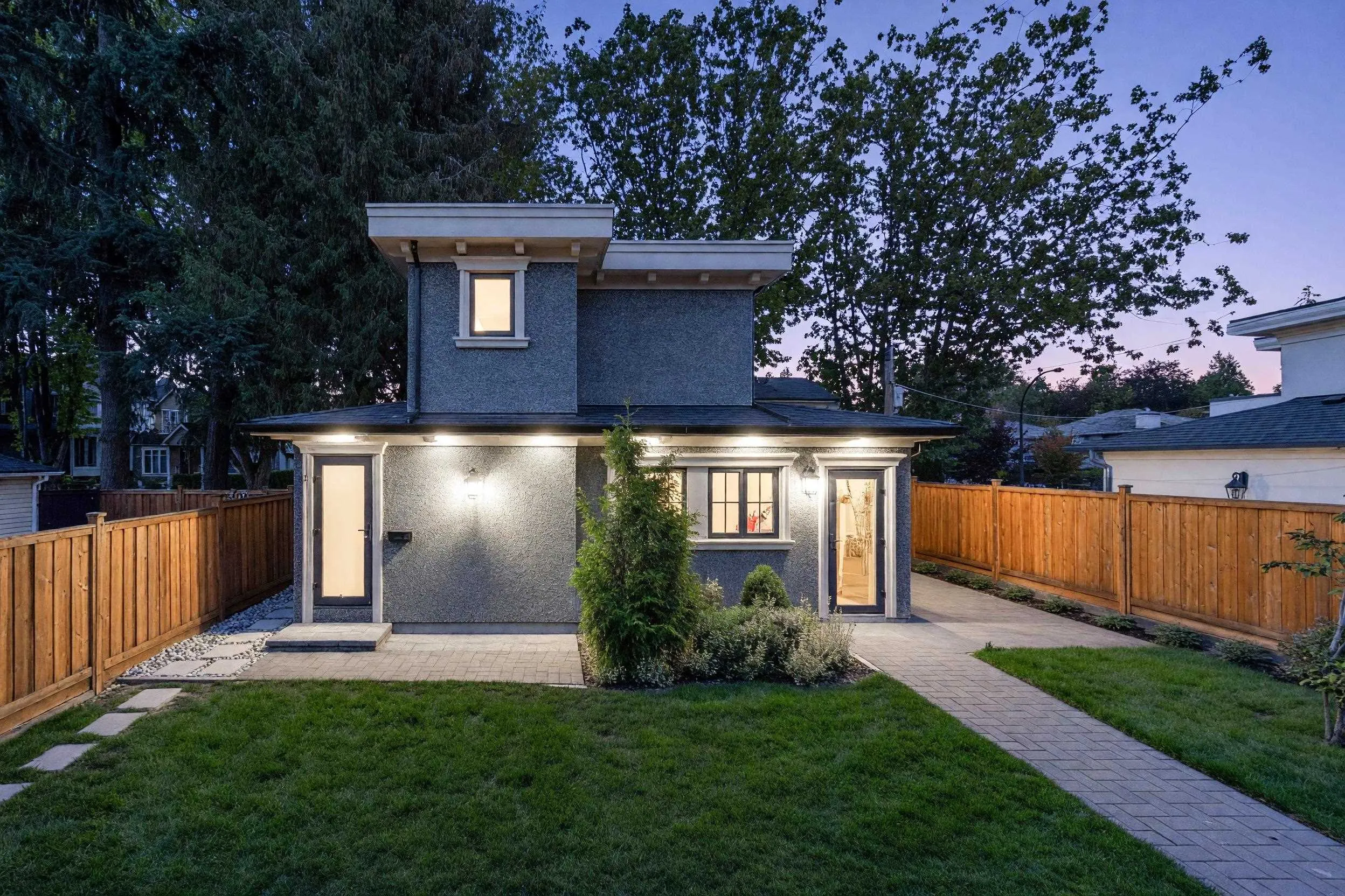 1443 W 57th Avenue