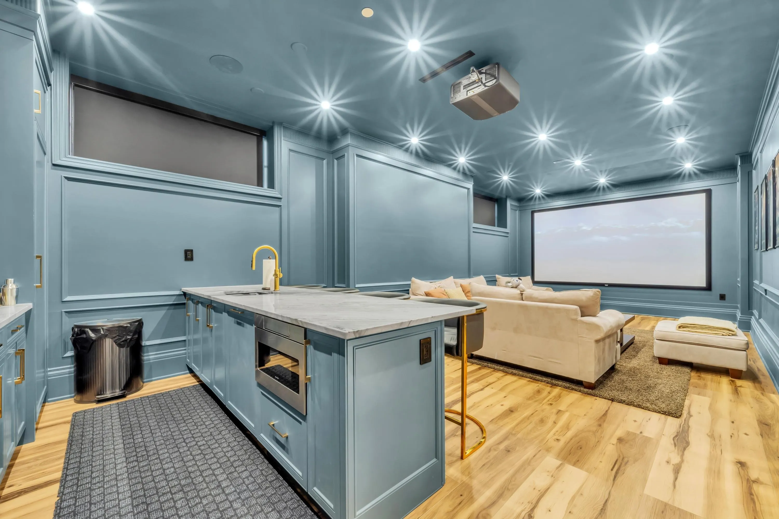 1443 W 57th Avenue